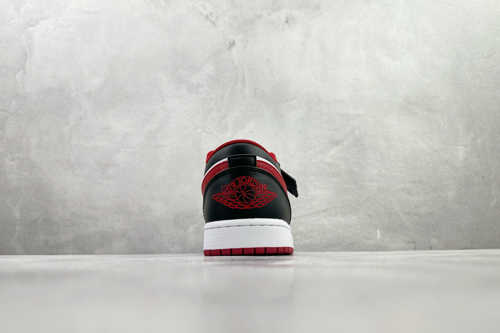 210 平台爆款 Jordan Air Jordan 1 Low 红白黑 553558-163