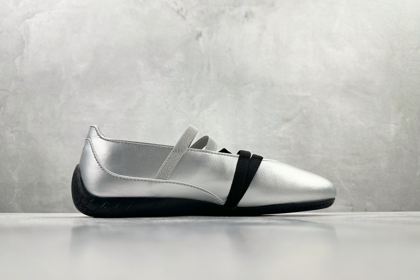 PUMA彪马 speedcat BALLET LACE 银色 409009-01 PUMA彪马 speedcat BALLET LACE 银色 409009-01