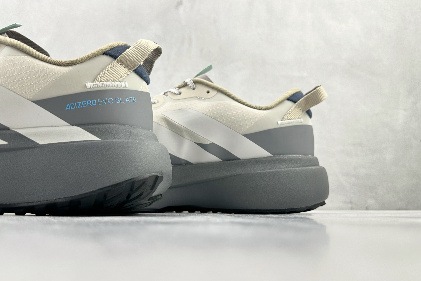 210 平台订单 adidas Adizero Evo SL ATR M 灰白 KK0309-Chinese UA Cheap High Quatity Brand Clothes Bags handbags Sneakers wholesale wholesaler seller from China Factory suppliers Fashion Clothing Shoes best Quality Beautiful Price 210 平台订单 adidas Adizero Evo SL ATR M 灰白 KK0309