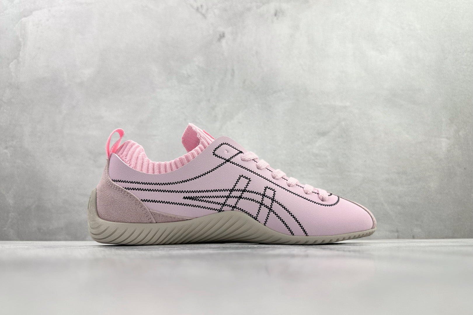 170 渠道特供 Onitsuka Tiger鬼塚虎 Sclaw 粉色 1183B969-700-Chinese UA Cheap High Quatity Brand Clothes Bags handbags Sneakers wholesale wholesaler seller from China Factory suppliers Fashion Clothing Shoes best Quality Beautiful Price 170 渠道特供 Onitsuka Tiger鬼塚虎 Sclaw 粉色 1183B969-700