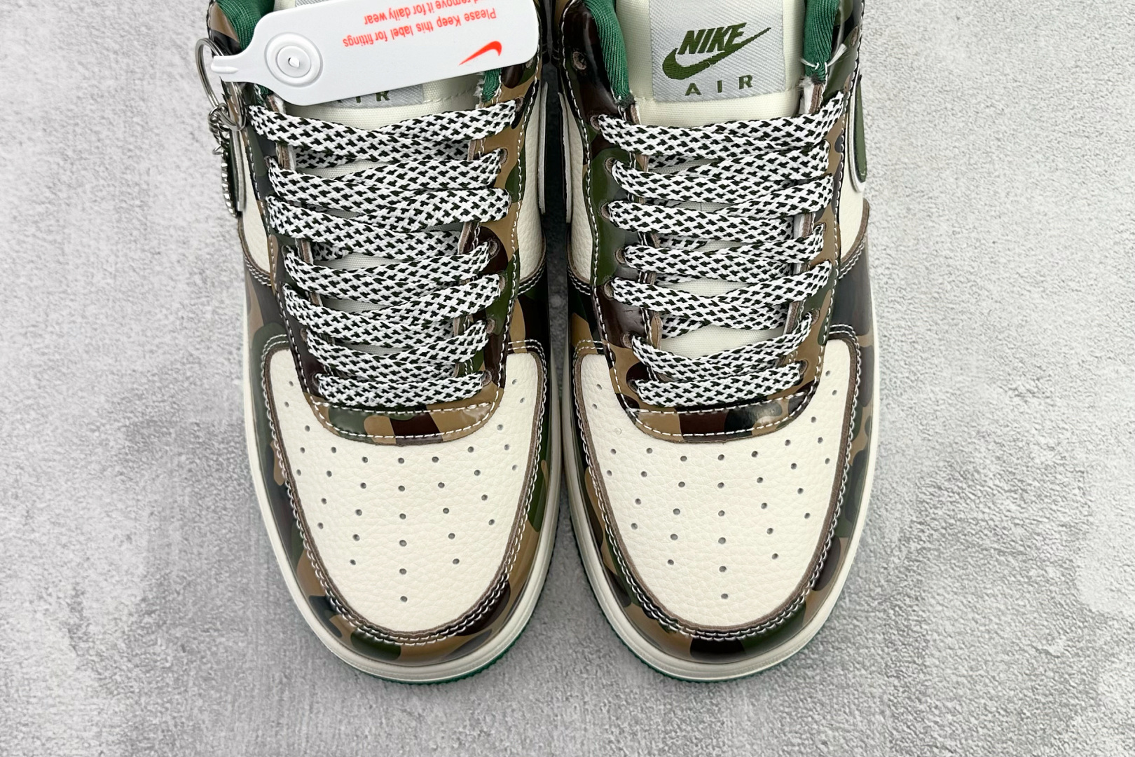 260 Nike AIR FORCE 1'07 LX 迷彩绿 SY1388-032-Chinese UA Cheap High Quatity Brand Clothes Bags handbags Sneakers wholesale wholesaler seller from China Factory suppliers Fashion Clothing Shoes best Quality Beautiful Price 260 Nike AIR FORCE 1'07 LX 迷彩绿 SY1388-032