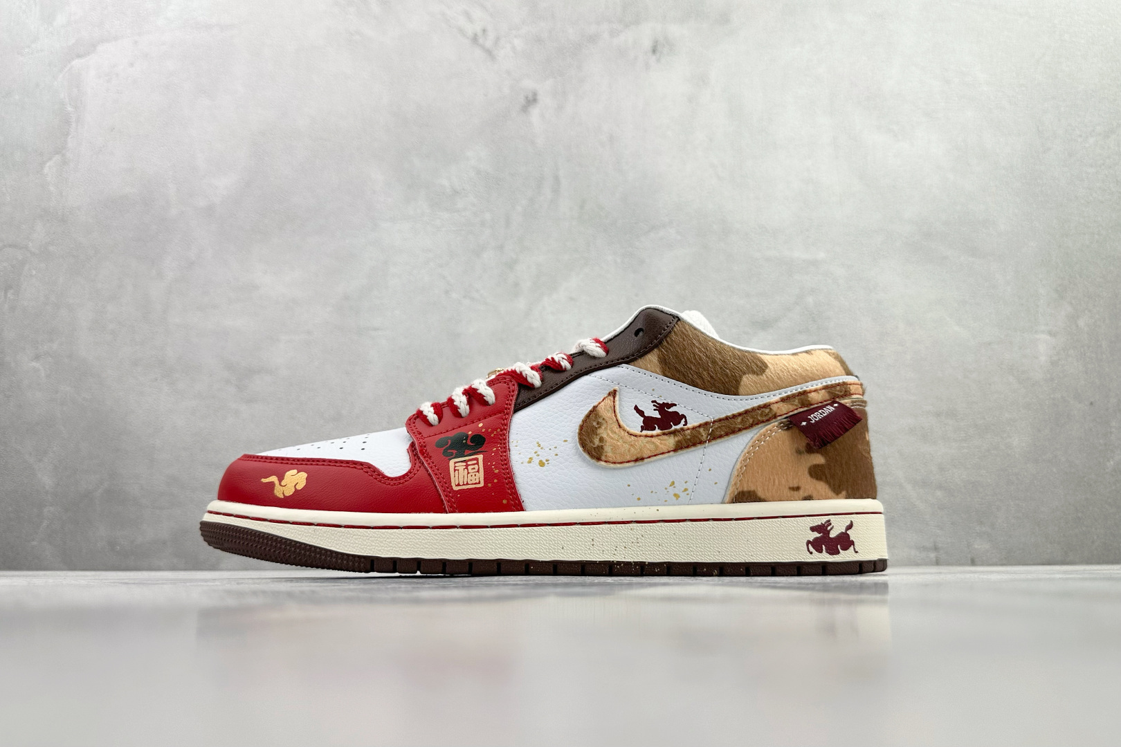 200 综合版 定制球鞋 Jordan Air Jordan 1 福马红金马年限定 红棕色 IQ5321-121