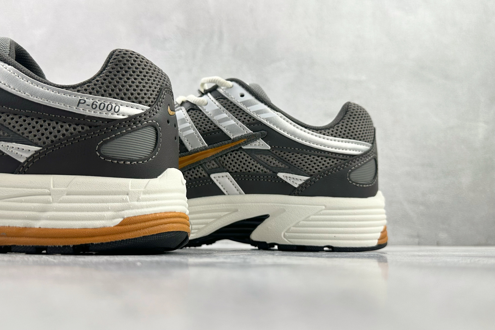 200 原鞋开发 原数据档案 Nike P-6000 棕色 CD6404-204-Chinese UA Cheap High Quatity Brand Clothes Bags handbags Sneakers wholesale wholesaler seller from China Factory suppliers Fashion Clothing Shoes best Quality Beautiful Price 200 原鞋开发 原数据档案 Nike P-6000 棕色 CD6404-204