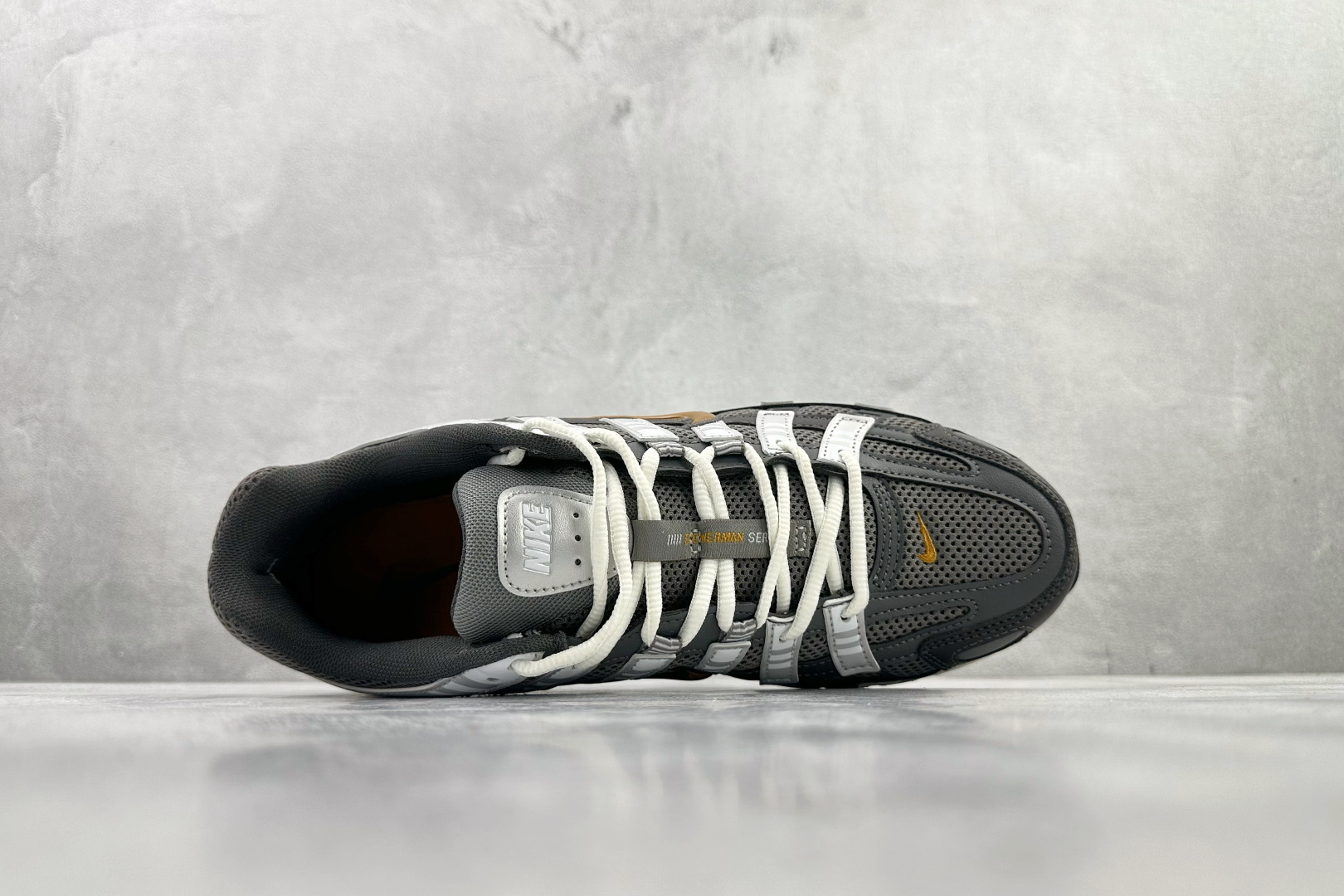 200 原鞋开发 原数据档案 Nike P-6000 棕色 CD6404-204-Chinese UA Cheap High Quatity Brand Clothes Bags handbags Sneakers wholesale wholesaler seller from China Factory suppliers Fashion Clothing Shoes best Quality Beautiful Price 200 原鞋开发 原数据档案 Nike P-6000 棕色 CD6404-204