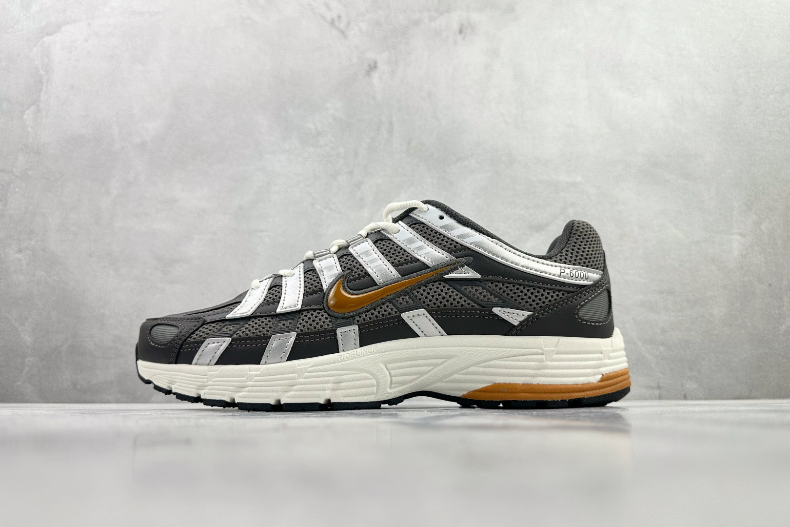 200 原鞋开发 原数据档案 Nike P-6000 棕色 CD6404-204-Chinese UA Cheap High Quatity Brand Clothes Bags handbags Sneakers wholesale wholesaler seller from China Factory suppliers Fashion Clothing Shoes best Quality Beautiful Price 200 原鞋开发 原数据档案 Nike P-6000 棕色 CD6404-204