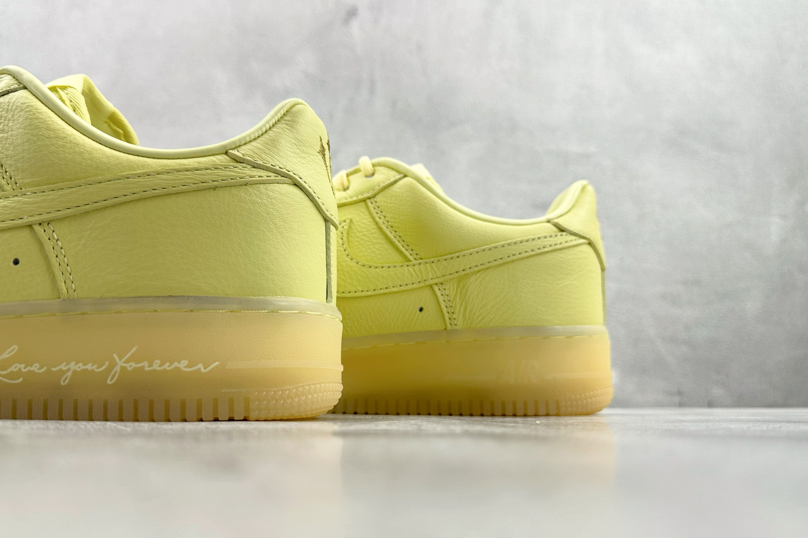 290 原厂皮 NOCTA x Nike Air Force 1 “Love You Forever”黄色 CZ8065-800-Chinese UA Cheap High Quatity Brand Clothes Bags handbags Sneakers wholesale wholesaler seller from China Factory suppliers Fashion Clothing Shoes best Quality Beautiful Price 290 原厂皮 NOCTA x Nike Air Force 1 “Love You Forever”黄色 CZ8065-800