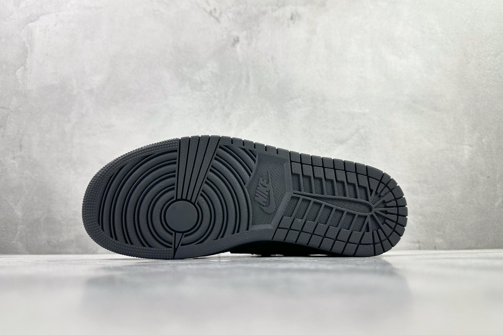 260 Travis Scott x Jordan Air Jordan 1 Low ”Black/Phantom”黑武士 黑色倒钩4.0 DM7866-001-Chinese UA Cheap High Quatity Brand Clothes Bags handbags Sneakers wholesale wholesaler seller from China Factory suppliers Fashion Clothing Shoes best Quality Beautiful Price 260 Travis Scott x Jordan Air Jordan 1 Low ”Black/Phantom”黑武士 黑色倒钩4.0 DM7866-001
