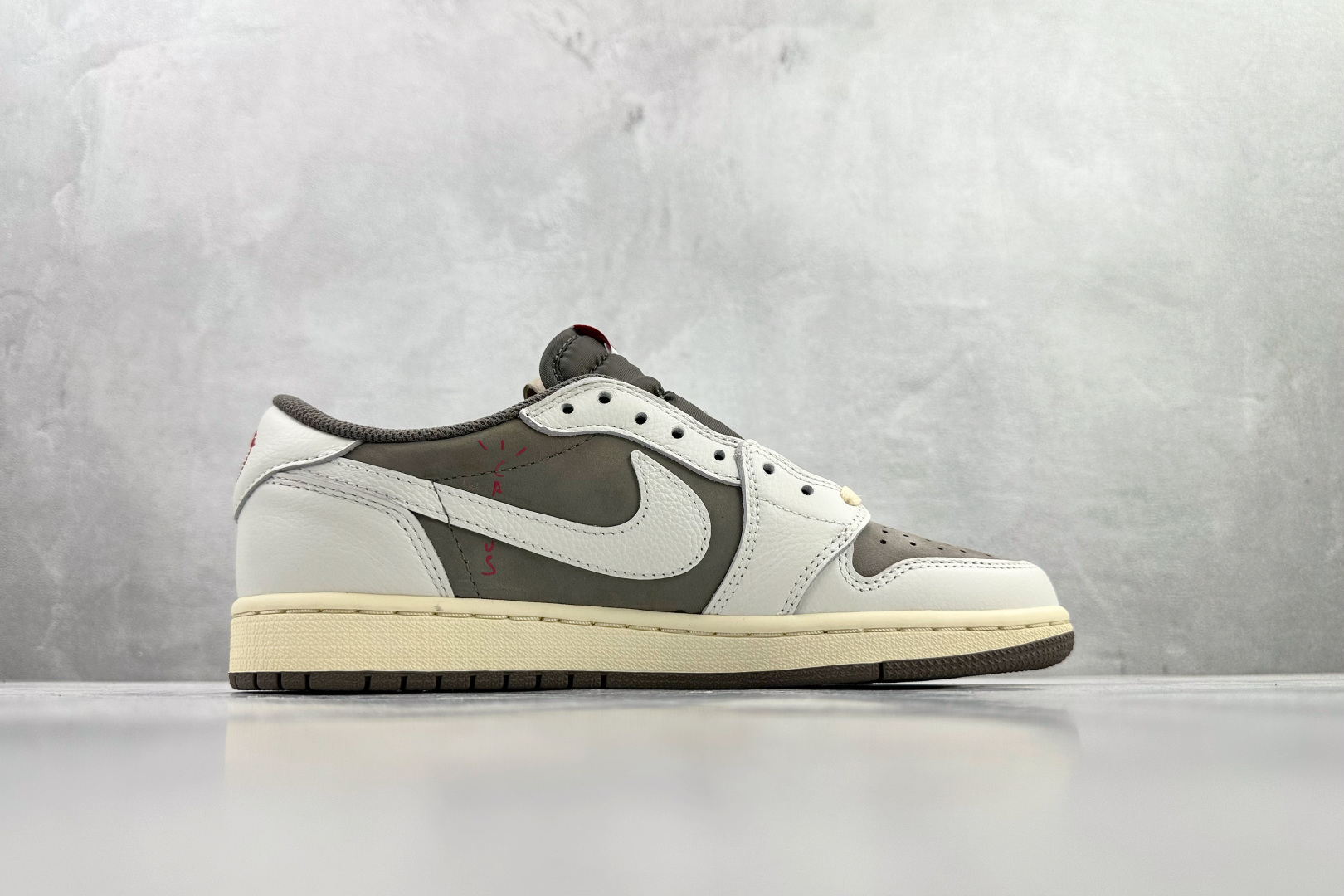 260 Travis Scott x Jordan Air Jordan 1 白棕色 反转摩卡 倒钩3.0 DM7866-162-Chinese UA Cheap High Quatity Brand Clothes Bags handbags Sneakers wholesale wholesaler seller from China Factory suppliers Fashion Clothing Shoes best Quality Beautiful Price 260 Travis Scott x Jordan Air Jordan 1 白棕色 反转摩卡 倒钩3.0 DM7866-162
