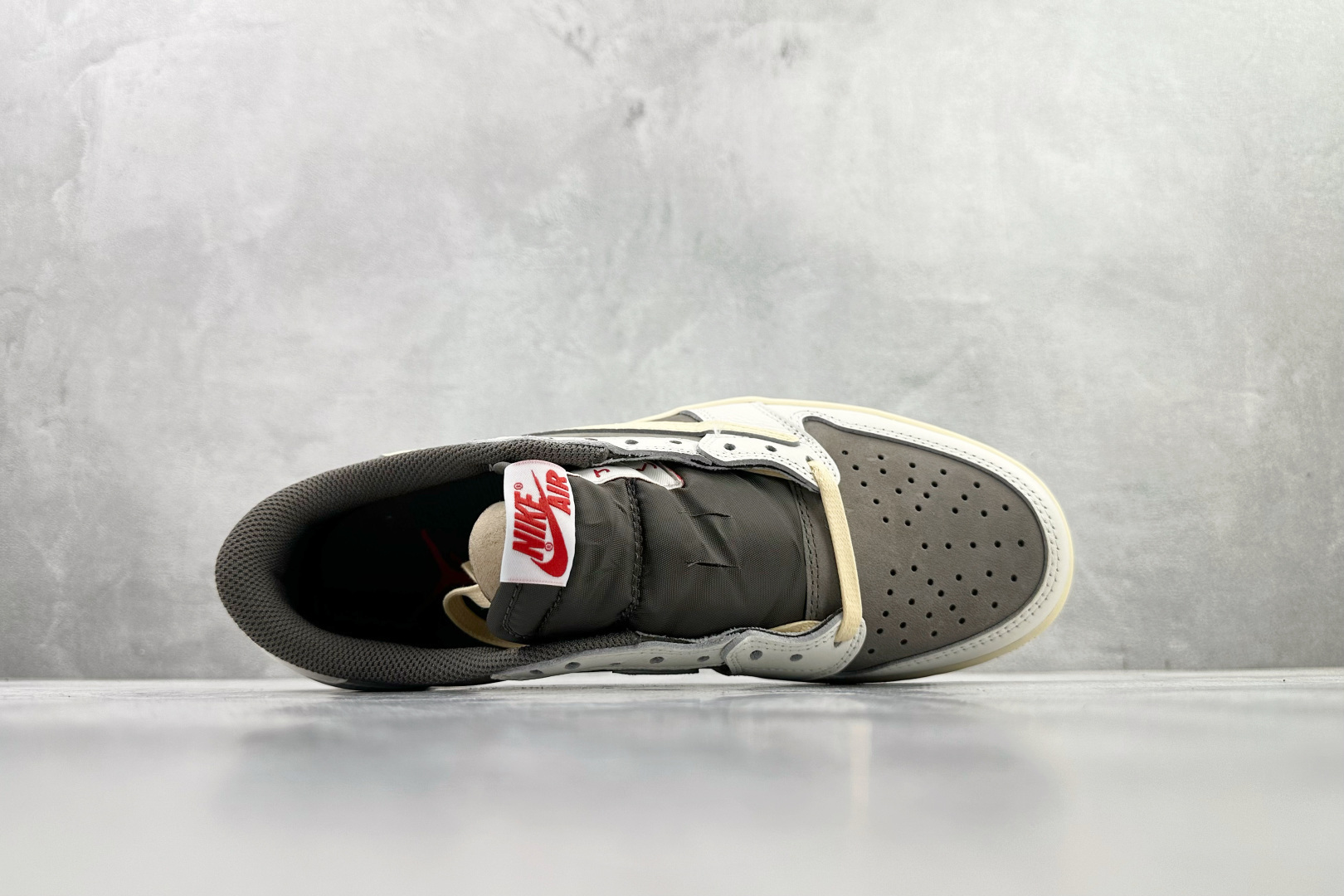 260 Travis Scott x Jordan Air Jordan 1 白棕色 反转摩卡 倒钩3.0 DM7866-162-Chinese UA Cheap High Quatity Brand Clothes Bags handbags Sneakers wholesale wholesaler seller from China Factory suppliers Fashion Clothing Shoes best Quality Beautiful Price 260 Travis Scott x Jordan Air Jordan 1 白棕色 反转摩卡 倒钩3.0 DM7866-162