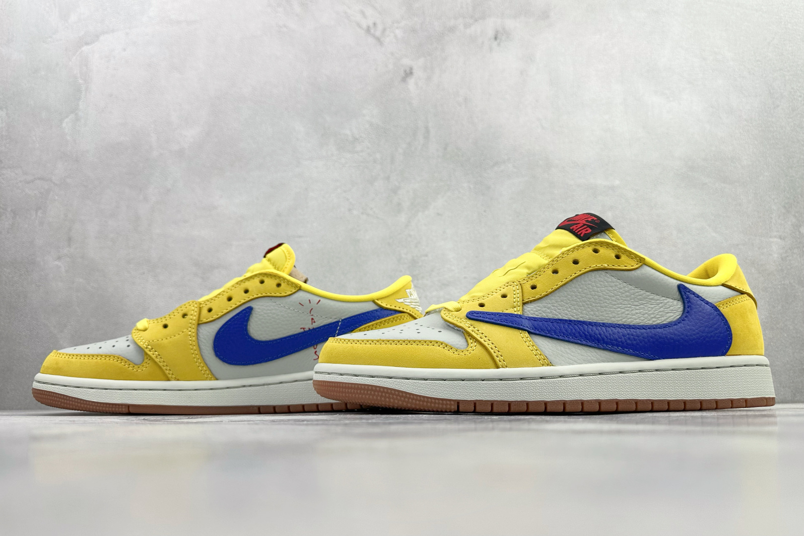 260 Travis Scott x Jordan Air Jordan 1 倒钩 7.0 皮革 Low Canary Yellow 联名款 金丝雀黄 蓝色 DZ4137-700-Chinese UA Cheap High Quatity Brand Clothes Bags handbags Sneakers wholesale wholesaler seller from China Factory suppliers Fashion Clothing Shoes best Quality Beautiful Price 260 Travis Scott x Jordan Air Jordan 1 倒钩 7.0 皮革 Low Canary Yellow 联名款 金丝雀黄 蓝色 DZ4137-700