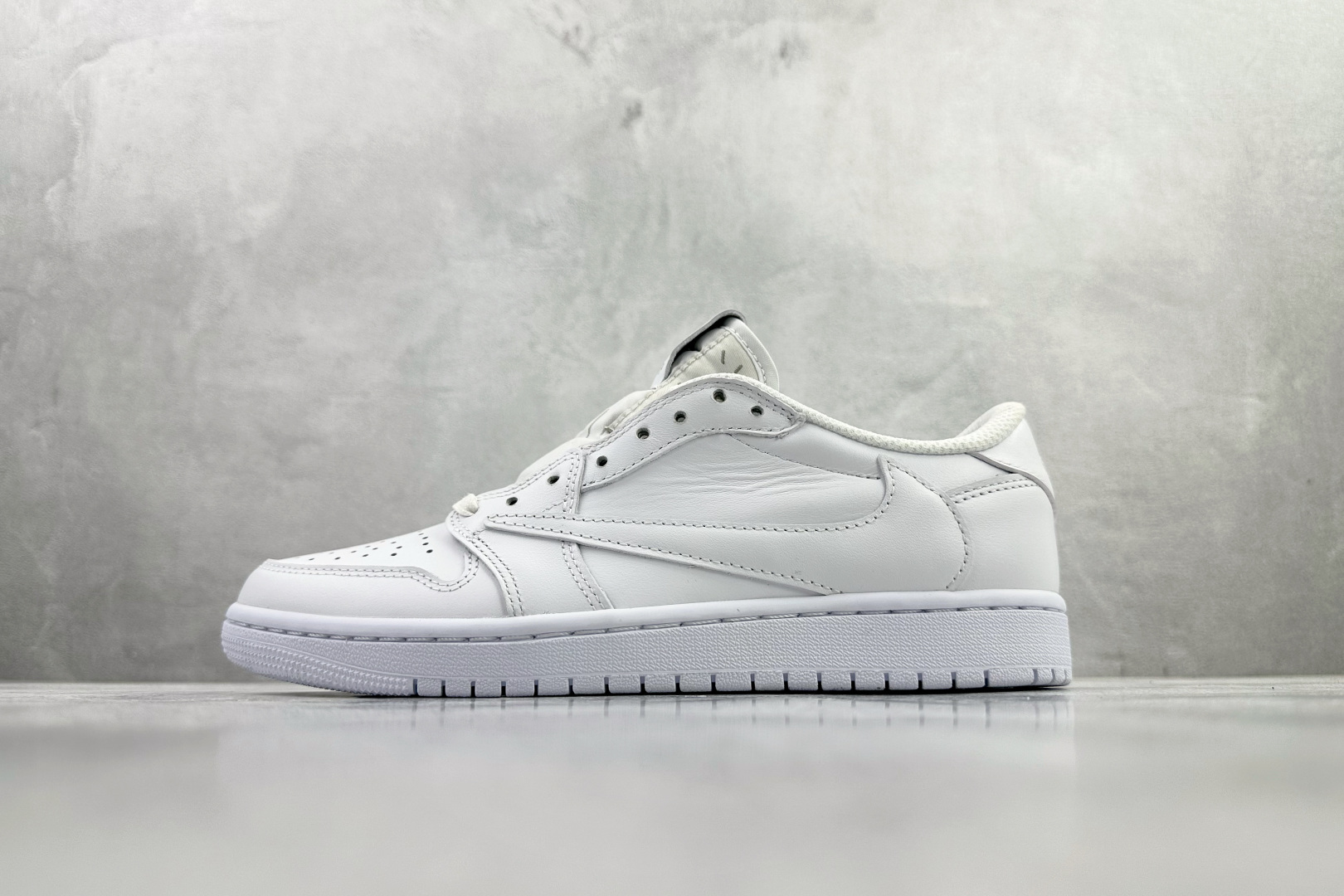 260 Travis Scott x Jordan Air Jordan 1 白色 TD1228-111