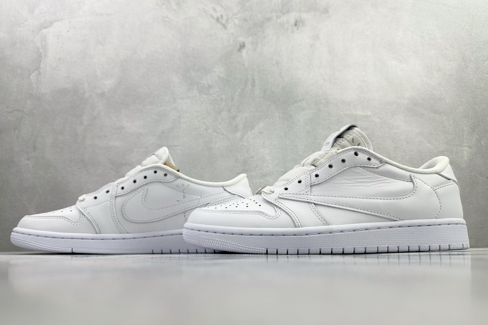 260 Travis Scott x Jordan Air Jordan 1 白色 TD1228-111