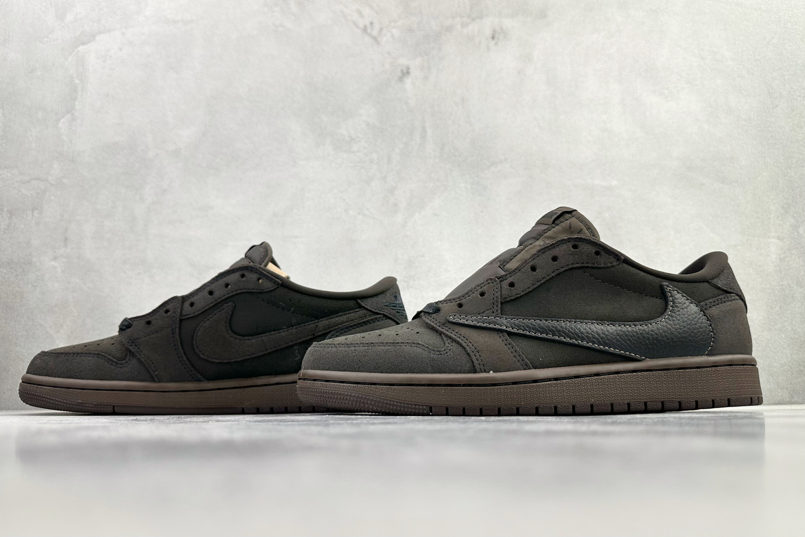 260 Travis Scott x Jordan Air Jordan 1 Low Velvet Brown倒钩9.0 丝绒摩卡 黑棕 DM7866-202