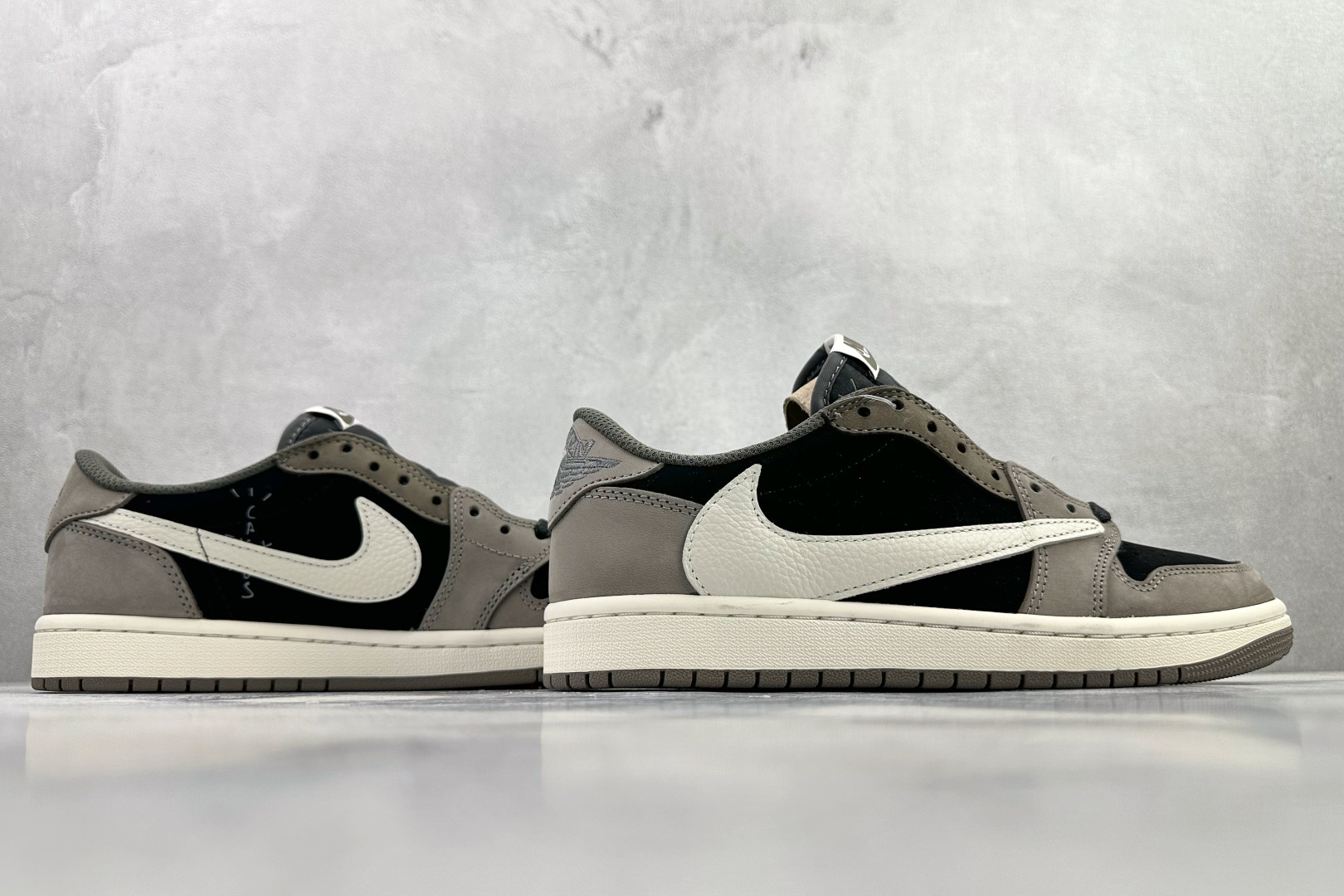 260 Travis Scott x Jordan Air Jordan 1 黑灰 CQ4277-001-Chinese UA Cheap High Quatity Brand Clothes Bags handbags Sneakers wholesale wholesaler seller from China Factory suppliers Fashion Clothing Shoes best Quality Beautiful Price 260 Travis Scott x Jordan Air Jordan 1 黑灰 CQ4277-001