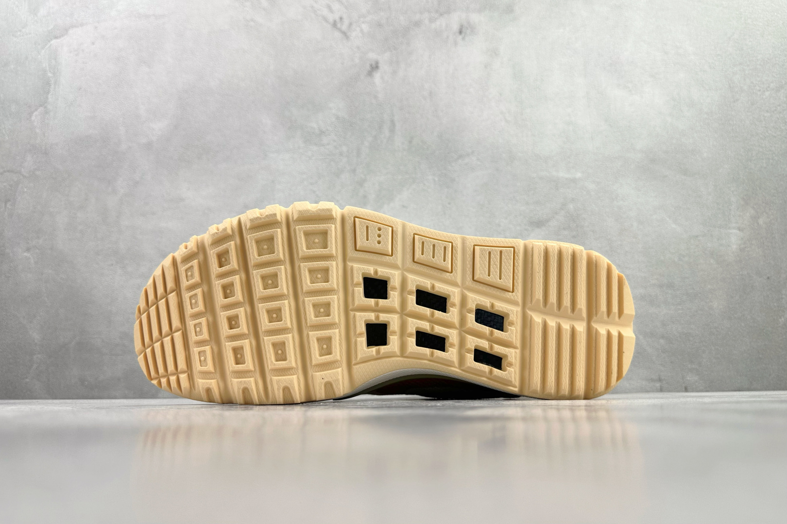 350 全新工厂开发 Tom Sachs x Nike Craft Mars Yard Shoe 3.0米棕色 IF2885-100