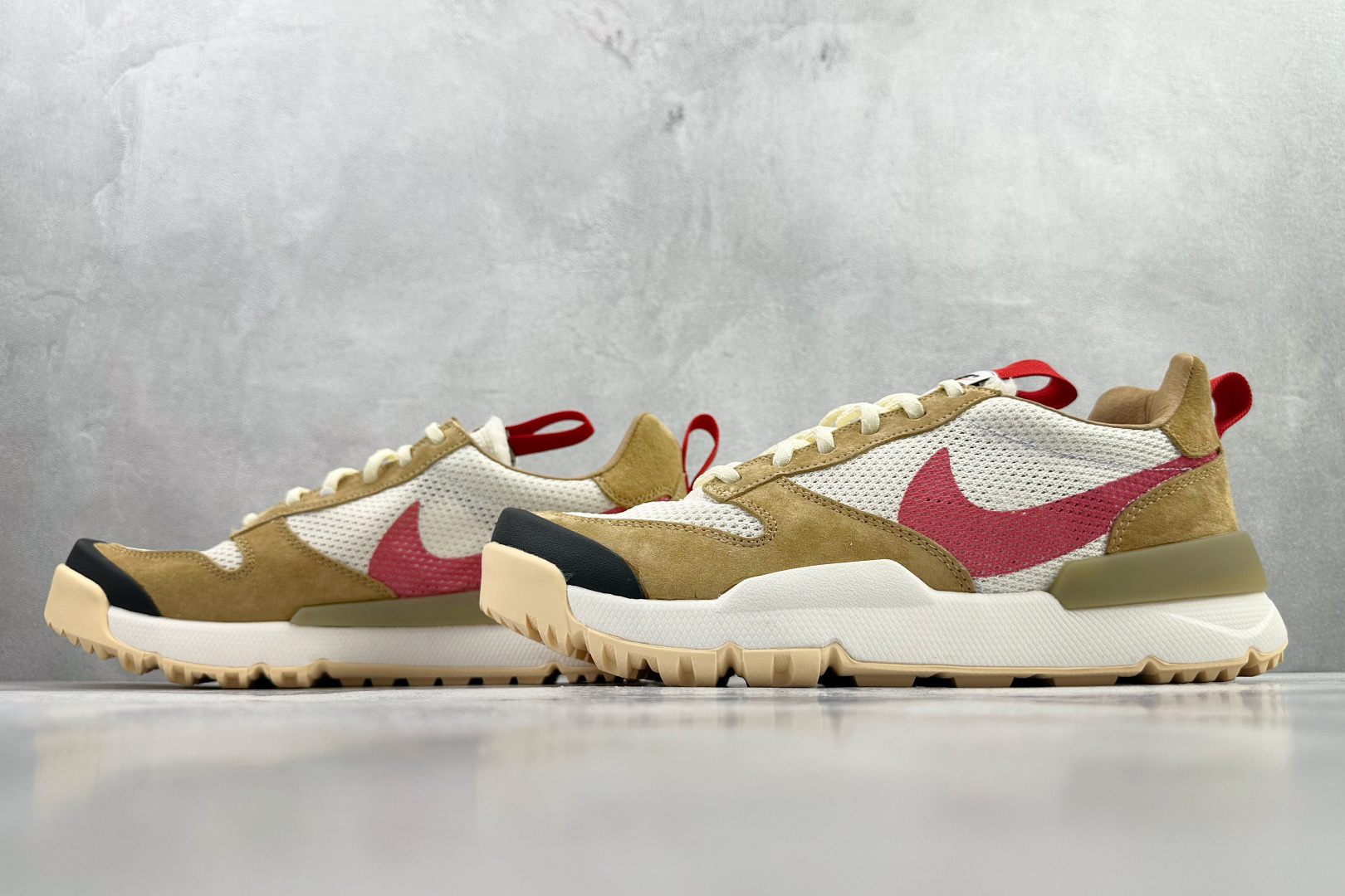 350 全新工厂开发 Tom Sachs x Nike Craft Mars Yard Shoe 3.0米棕色 IF2885-100