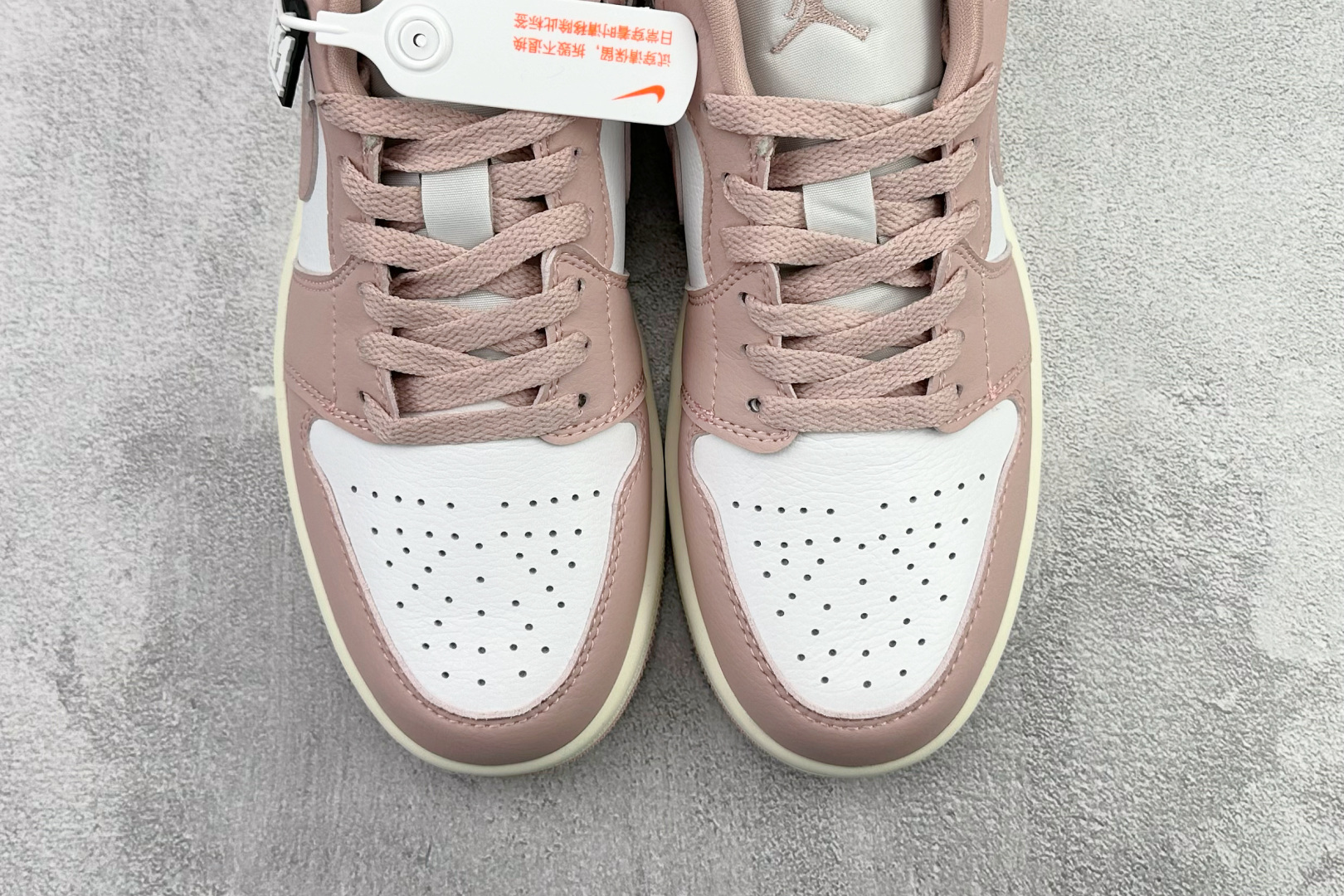 210 平台爆款 Jordan Air Jordan 1 Low 粉白色 DC0774-162-Chinese UA Cheap High Quatity Brand Clothes Bags handbags Sneakers wholesale wholesaler seller from China Factory suppliers Fashion Clothing Shoes best Quality Beautiful Price 210 平台爆款 Jordan Air Jordan 1 Low 粉白色 DC0774-162