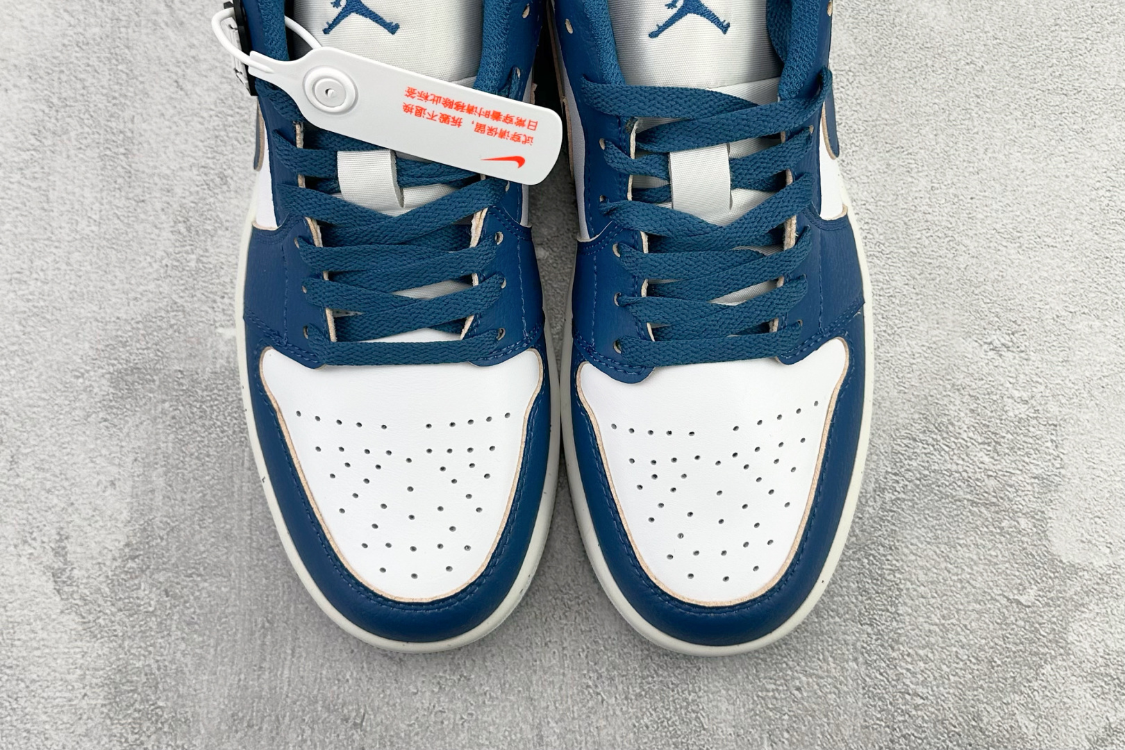 210 平台爆款 Jordan Air Jordan 1 Low 蓝色 FN5214-141-Chinese UA Cheap High Quatity Brand Clothes Bags handbags Sneakers wholesale wholesaler seller from China Factory suppliers Fashion Clothing Shoes best Quality Beautiful Price 210 平台爆款 Jordan Air Jordan 1 Low 蓝色 FN5214-141