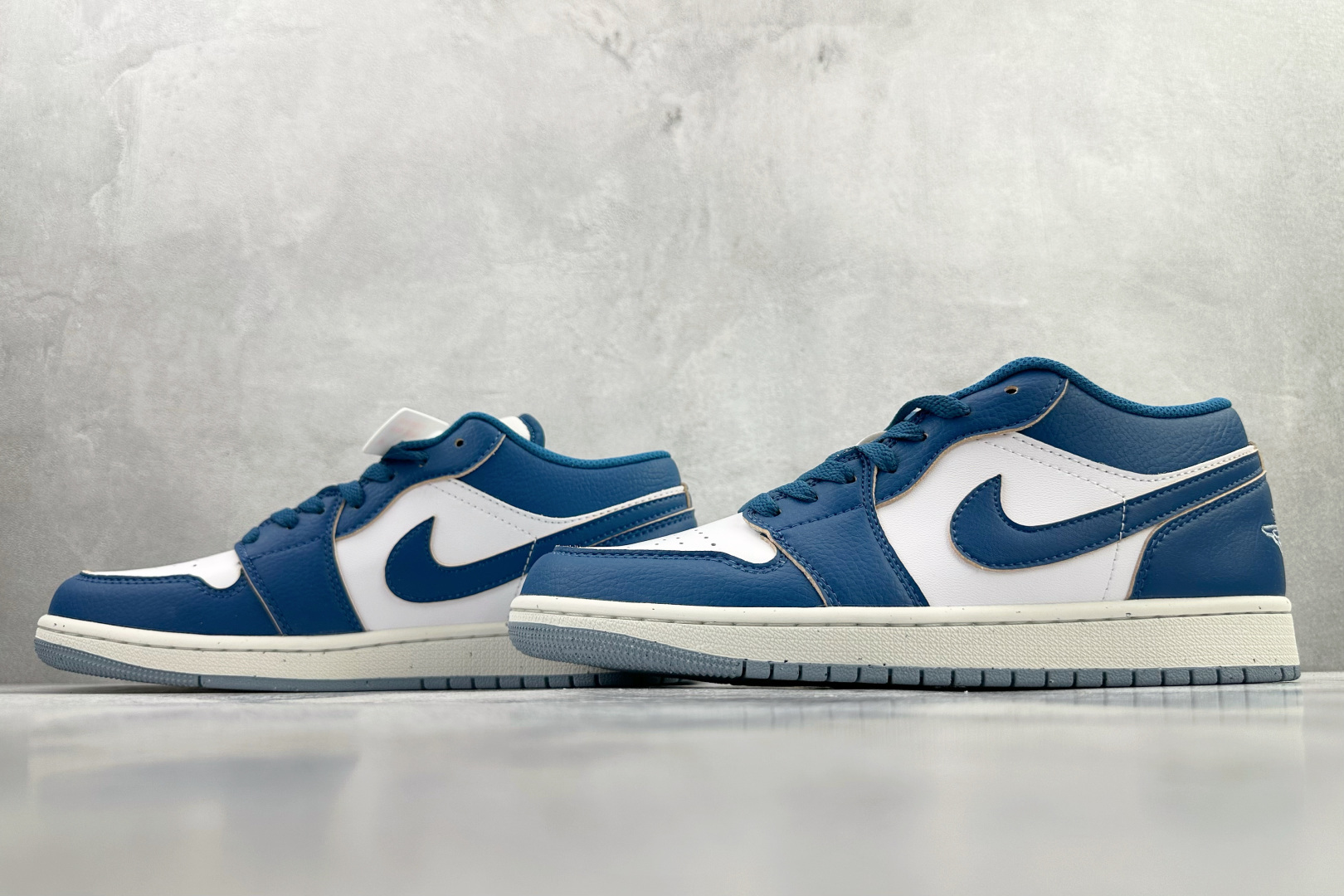 210 平台爆款 Jordan Air Jordan 1 Low 蓝色 FN5214-141-Chinese UA Cheap High Quatity Brand Clothes Bags handbags Sneakers wholesale wholesaler seller from China Factory suppliers Fashion Clothing Shoes best Quality Beautiful Price 210 平台爆款 Jordan Air Jordan 1 Low 蓝色 FN5214-141