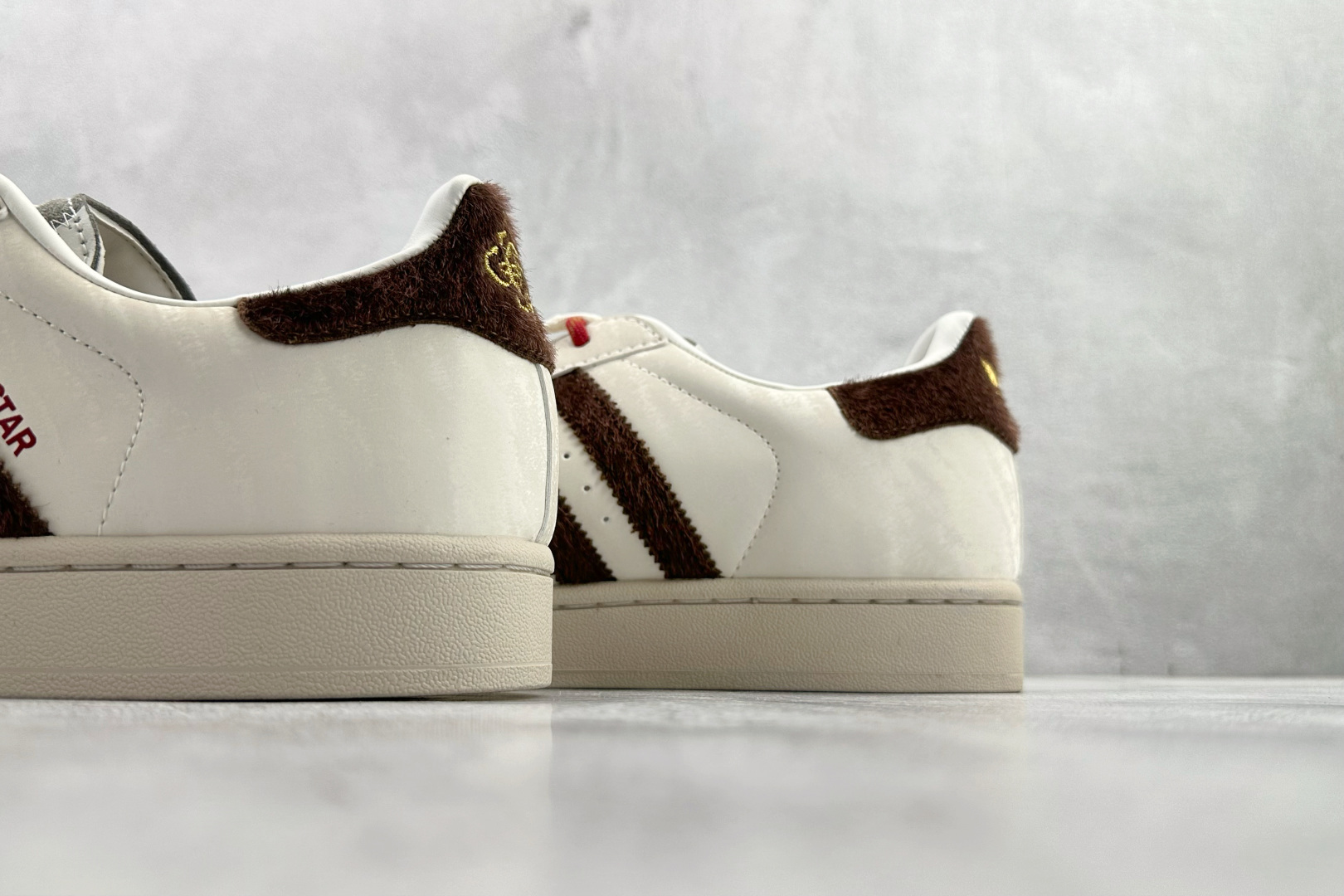 190 平台订单 adidas originals Superstar 2 CNY新年款 马年限定 白色 KJ6293-Chinese UA Cheap High Quatity Brand Clothes Bags handbags Sneakers wholesale wholesaler seller from China Factory suppliers Fashion Clothing Shoes best Quality Beautiful Price 190 平台订单 adidas originals Superstar 2 CNY新年款 马年限定 白色 KJ6293