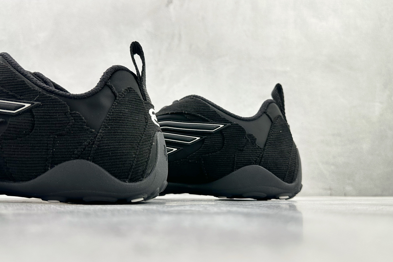 最新外贸批次 Balenciaga巴黎世家 Monday Ultra 黑色 853505WMNDI