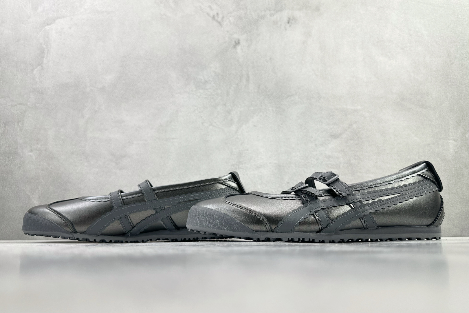 160 渠道特供 Onitsuka Tiger鬼塚虎 MEXICO 66 TGRS 银灰色 1182A708-020
