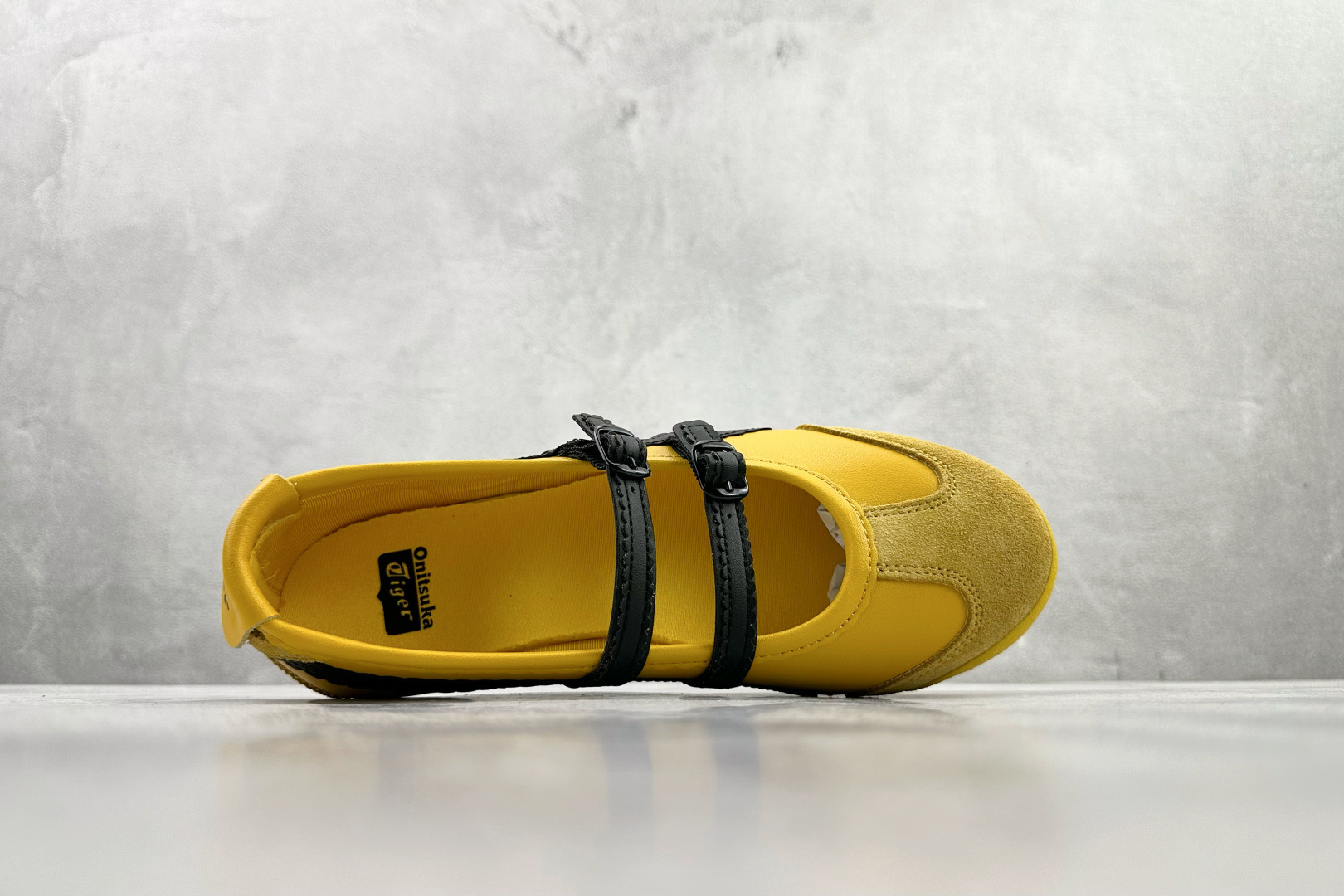 渠道特供 Onitsuka Tiger鬼塚虎 MEXICO 66 TGRS 黄黑色 1182A678-750