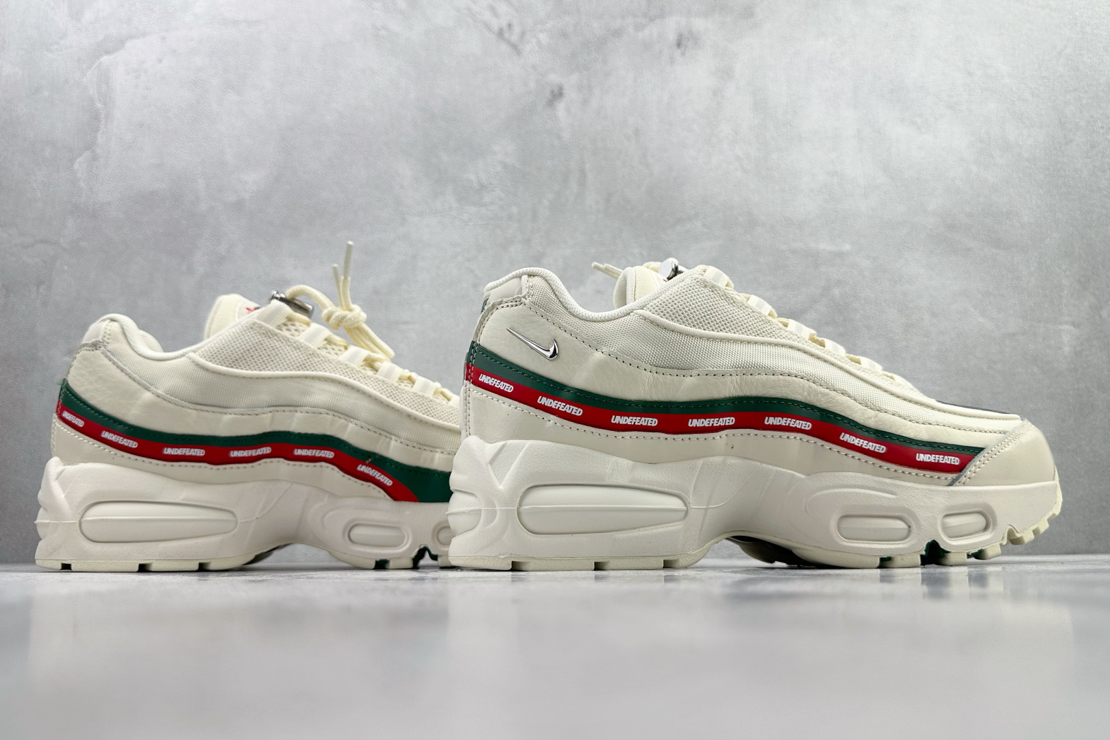 380 顶级完美复刻 UNDEFEATED x Nike Air 95 Big Bubble 米白 IB4453-100 尺码:40 40.5 41 42 42.5 43 44 44.5 45 46 46.5 47.5 48 48.5 编码:47-Chinese UA Cheap High Quatity Brand Clothes Bags handbags Sneakers wholesale wholesaler seller from China Factory suppliers Fashion Clothing Shoes best Quality Beautiful Price 380 顶级完美复刻 UNDEFEATED x Nike Air 95 Big Bubble 米白 IB4453-100 尺码:40 40.5 41 42 42.5 43 44 44.5 45 46 46.5 47.5 48 48.5 编码:47