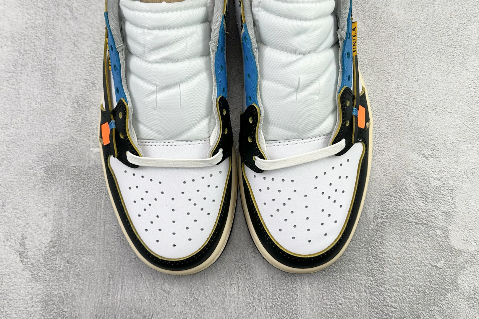 Travis Scott x OFF-WHITE x Jordan Air Jordan 1黑白蓝 CZ0790-108-Chinese wholesaler seller Clothes Bags handbags wholesale Shoes High Quatity wholesaler seller Cheap Sneakers from China Factory Chinese suppliers china wholesale clothing wholesaler seller Travis Scott x OFF-WHITE x Jordan Air Jordan 1黑白蓝 CZ0790-108