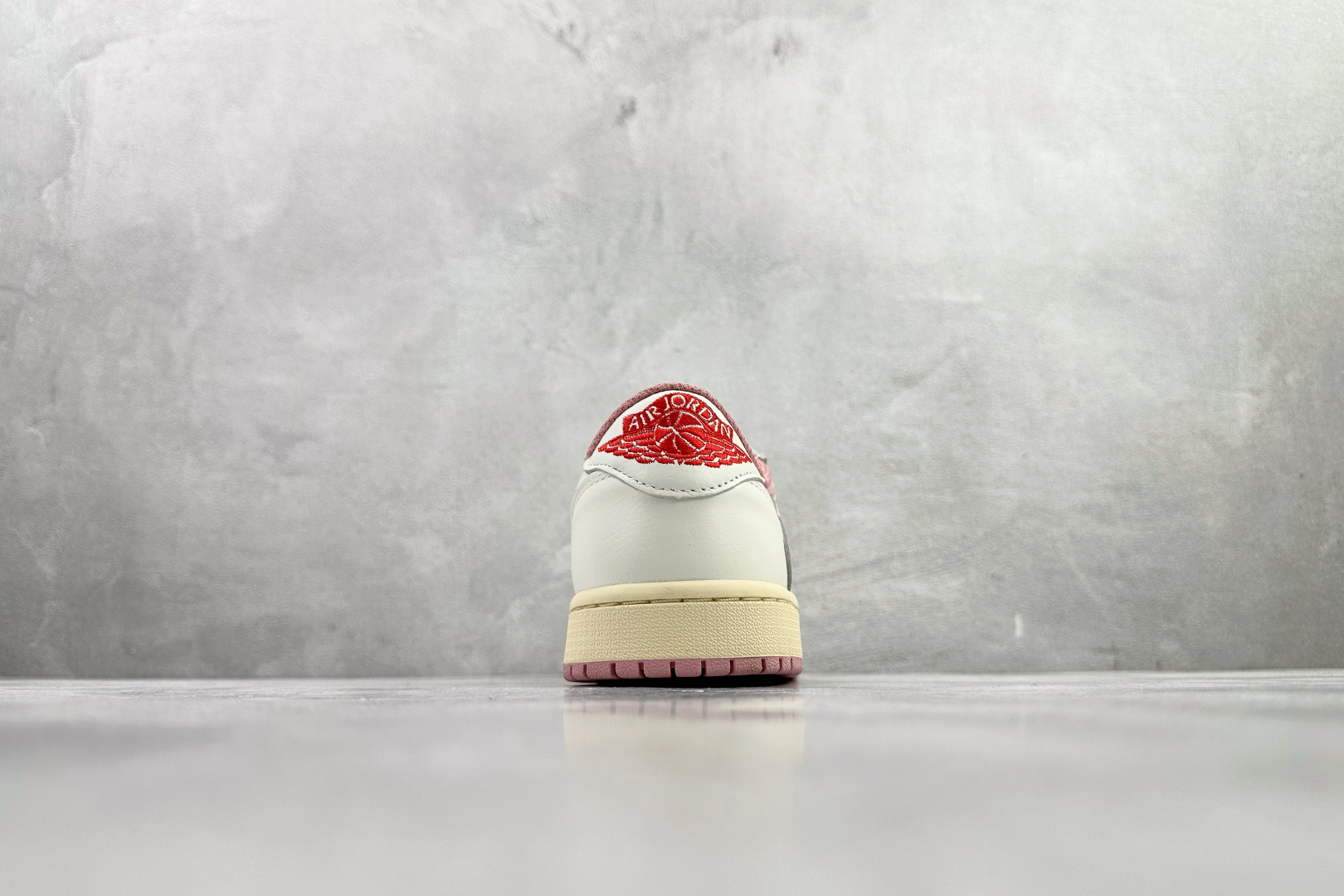 Travis Scott x Jordan Air Jordan 1 粉红色 DM7866-600-Chinese wholesaler seller Clothes Bags handbags wholesale Shoes High Quatity wholesaler seller Cheap Sneakers from China Factory Chinese suppliers china wholesale clothing wholesaler seller Travis Scott x Jordan Air Jordan 1 粉红色 DM7866-600