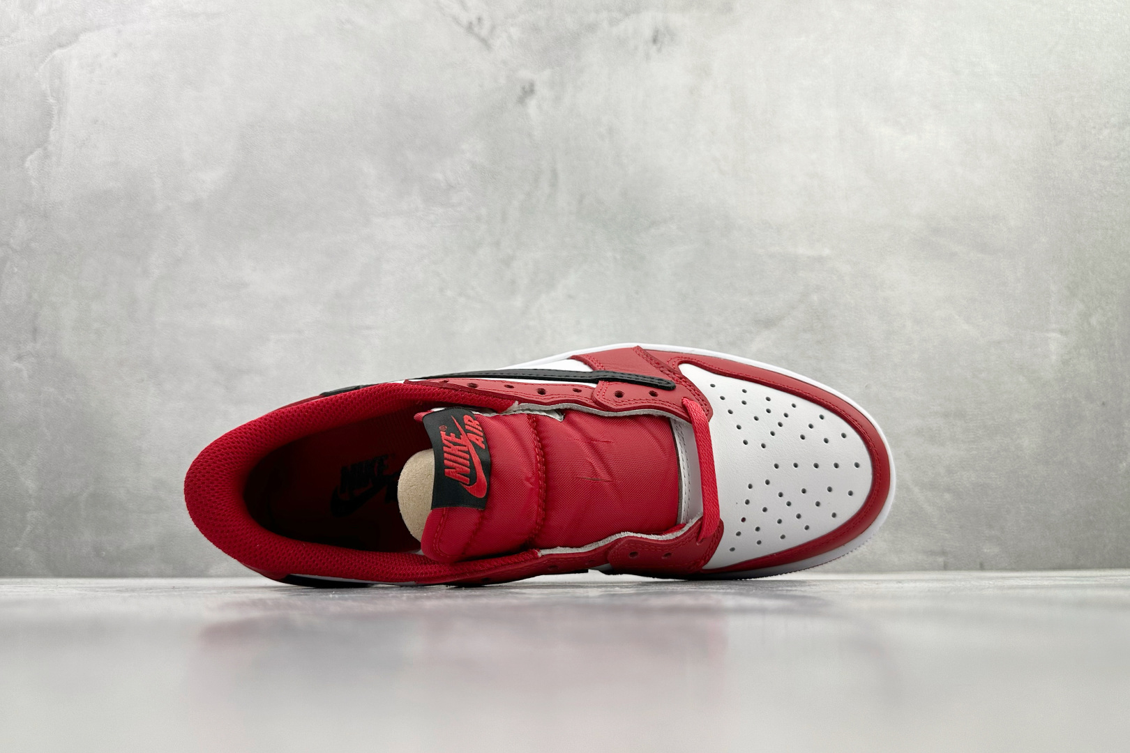 Travis Scott x Jordan Air Jordan 1 黑红 DM7866-101-Chinese wholesaler seller Clothes Bags handbags wholesale Shoes High Quatity wholesaler seller Cheap Sneakers from China Factory Chinese suppliers china wholesale clothing wholesaler seller Travis Scott x Jordan Air Jordan 1 黑红 DM7866-101