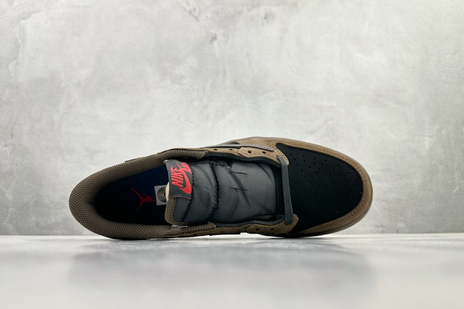 260 Travis Scott x Jordan Air Jordan 1 棕黑 CQ4277-001-Chinese UA Cheap High Quatity Brand Clothes Bags handbags Sneakers wholesale wholesaler seller from China Factory suppliers Fashion Clothing Shoes best Quality Beautiful Price 260 Travis Scott x Jordan Air Jordan 1 棕黑 CQ4277-001