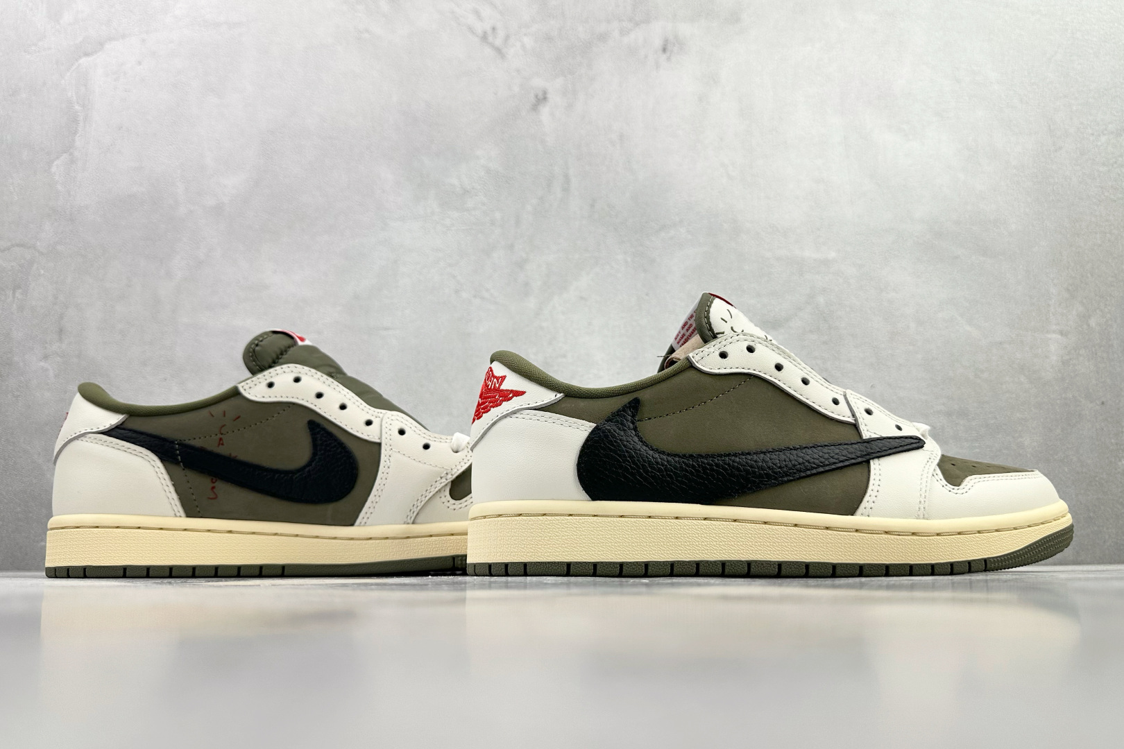 260 Travis Scott x Jordan Air Jordan 1 倒钩 8.0 Low ”Medium Olive” 米绿 DM7866-200-Chinese UA Cheap High Quatity Brand Clothes Bags handbags Sneakers wholesale wholesaler seller from China Factory suppliers Fashion Clothing Shoes best Quality Beautiful Price 260 Travis Scott x Jordan Air Jordan 1 倒钩 8.0 Low ”Medium Olive” 米绿 DM7866-200