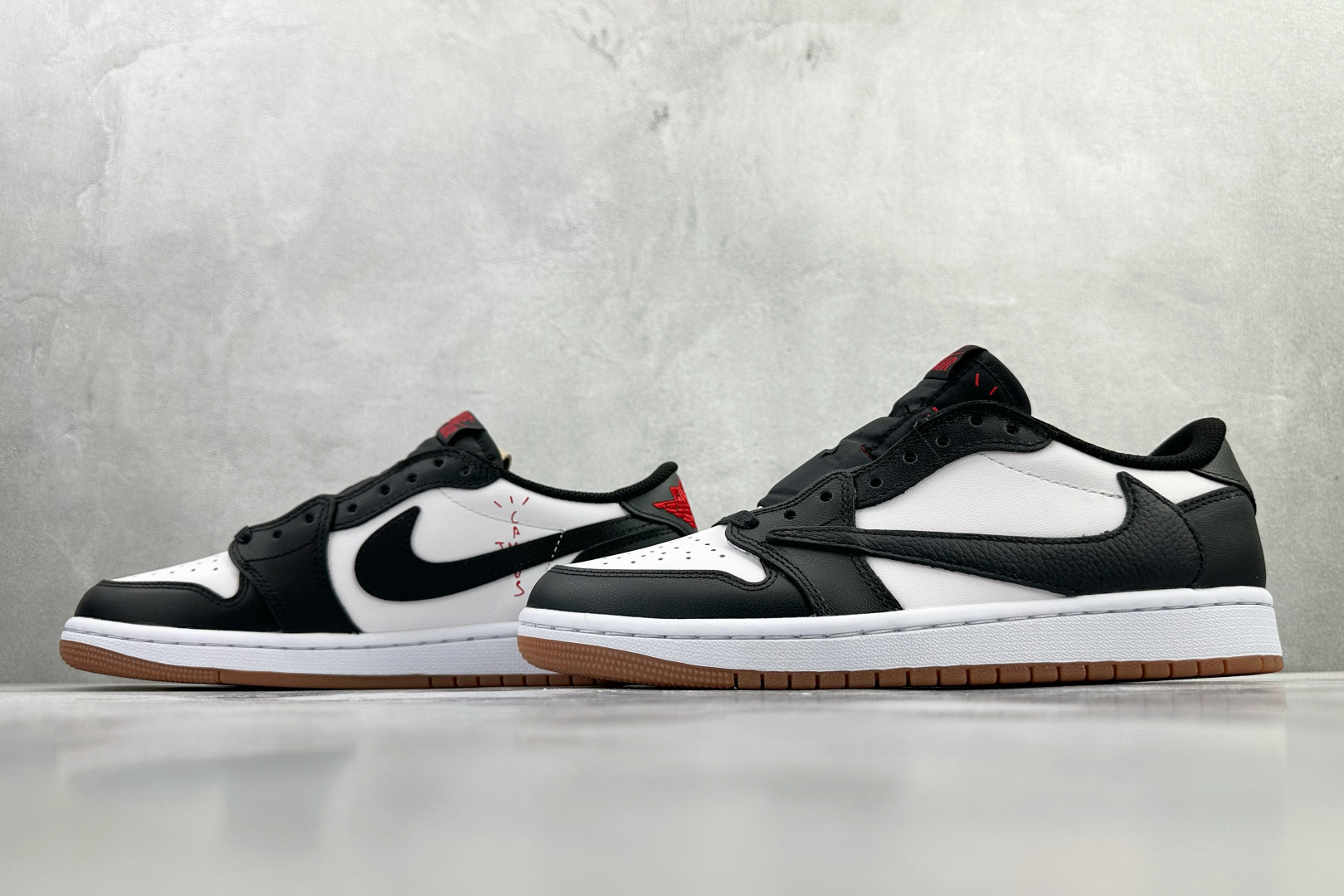 定制球鞋 Travis Scott x Jordan Air Jordan 1 撒旦倒钩7.0Low 黑白 DZ4137-700