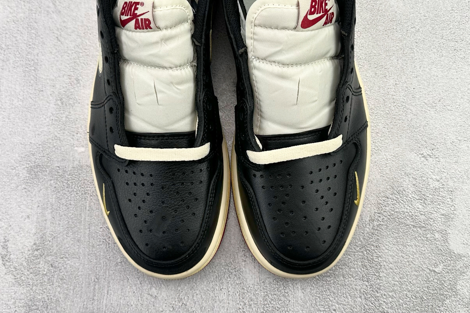 260 Nigel Sylvester x Jordan Air Jordan 1 Retro Low Nitro ”Better With Time” 白黑红 IB8958-001