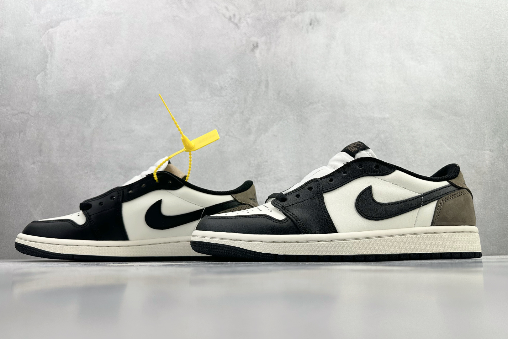 Jordan Air Jordan 1 Low ”Mocha”黑白棕 CZ0790-102