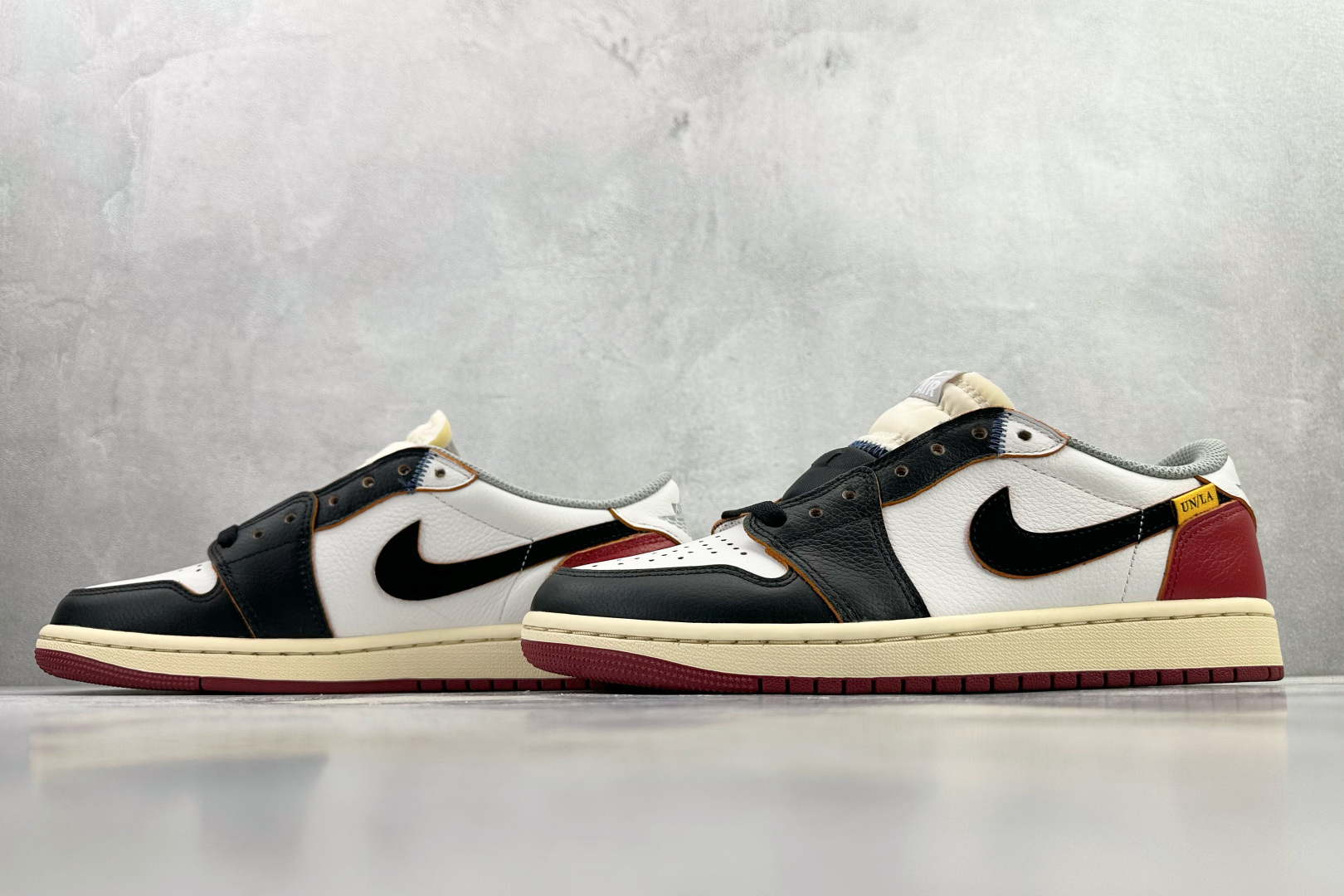 260 Union x Jordan Air Jordan 1 联名款 黑白红 HO6006-100-Chinese UA Cheap High Quatity Brand Clothes Bags handbags Sneakers wholesale wholesaler seller from China Factory suppliers Fashion Clothing Shoes best Quality Beautiful Price 260 Union x Jordan Air Jordan 1 联名款 黑白红 HO6006-100