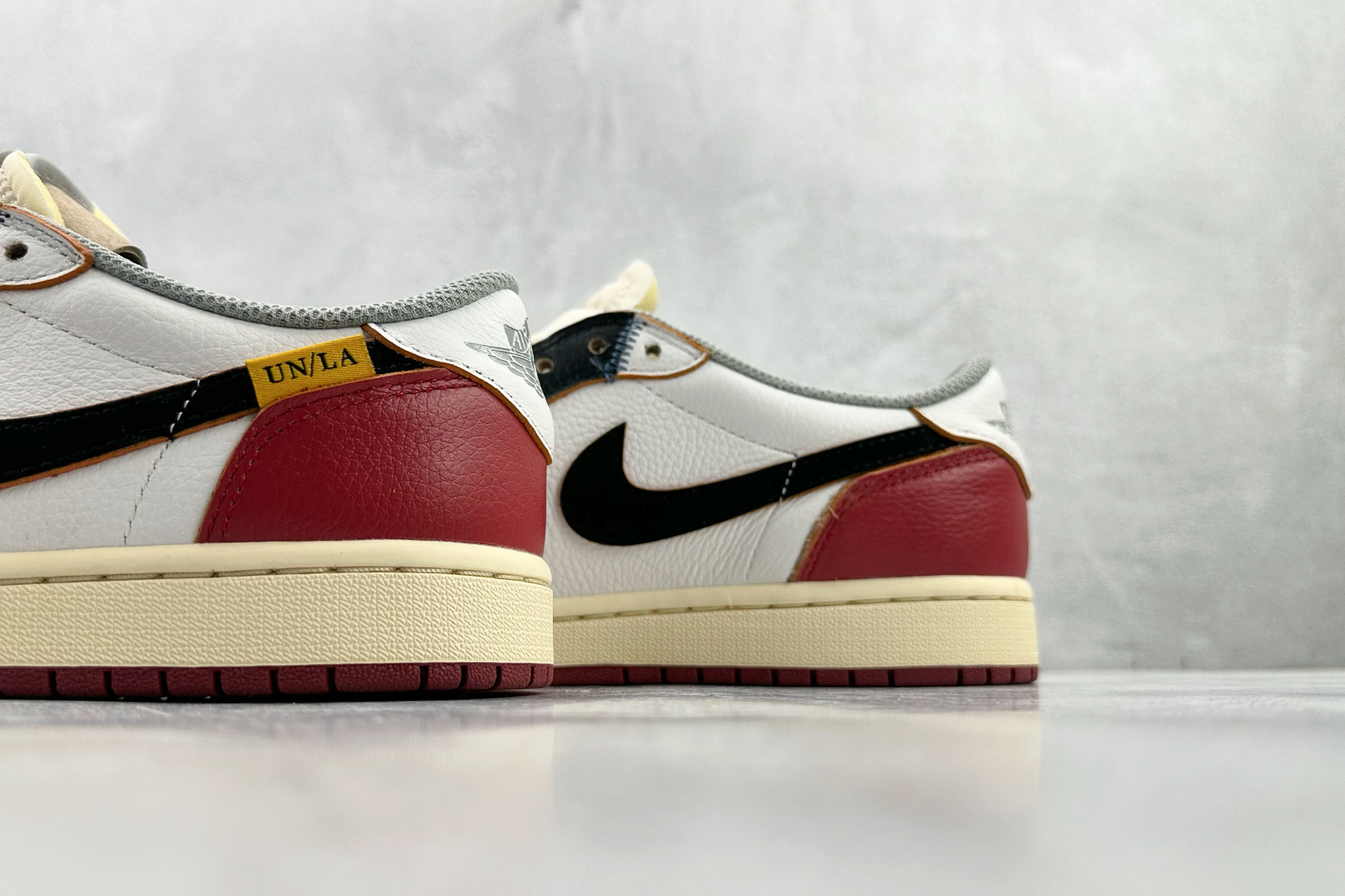 260 Union x Jordan Air Jordan 1 联名款 黑白红 HO6006-100-Chinese UA Cheap High Quatity Brand Clothes Bags handbags Sneakers wholesale wholesaler seller from China Factory suppliers Fashion Clothing Shoes best Quality Beautiful Price 260 Union x Jordan Air Jordan 1 联名款 黑白红 HO6006-100