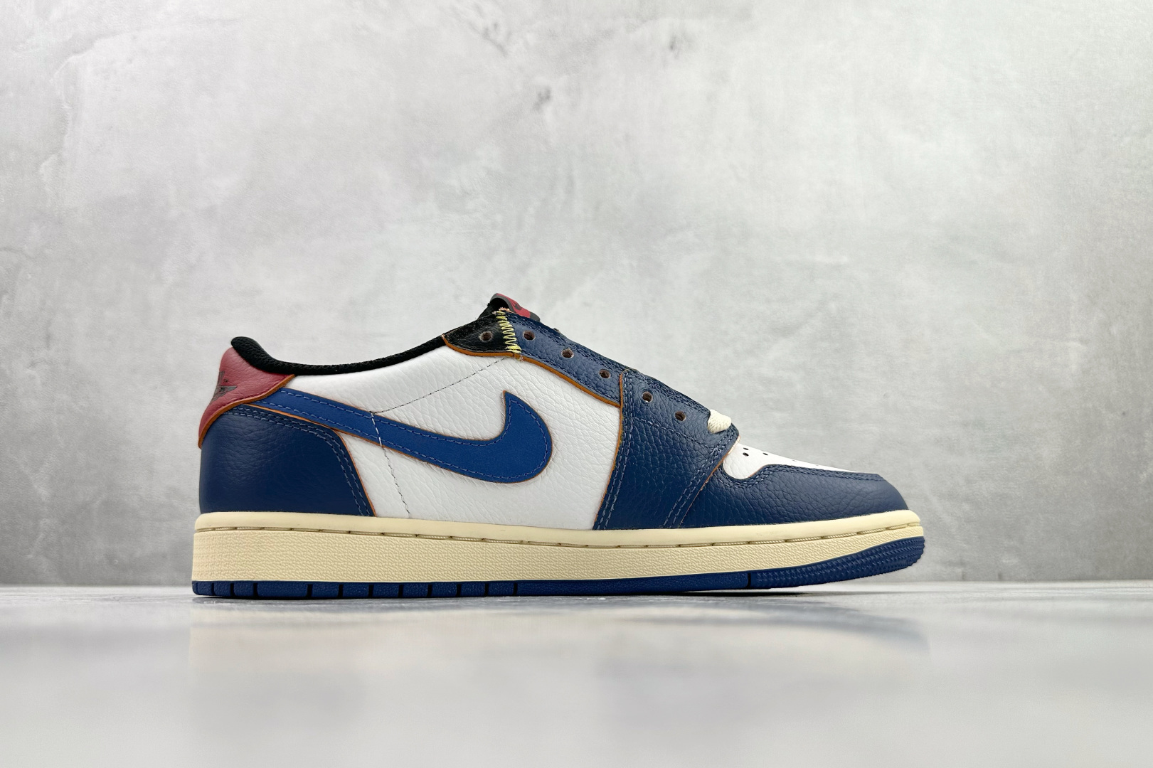 Union x Jordan Air Jordan 1 联名款 黑白蓝 BV1301-146