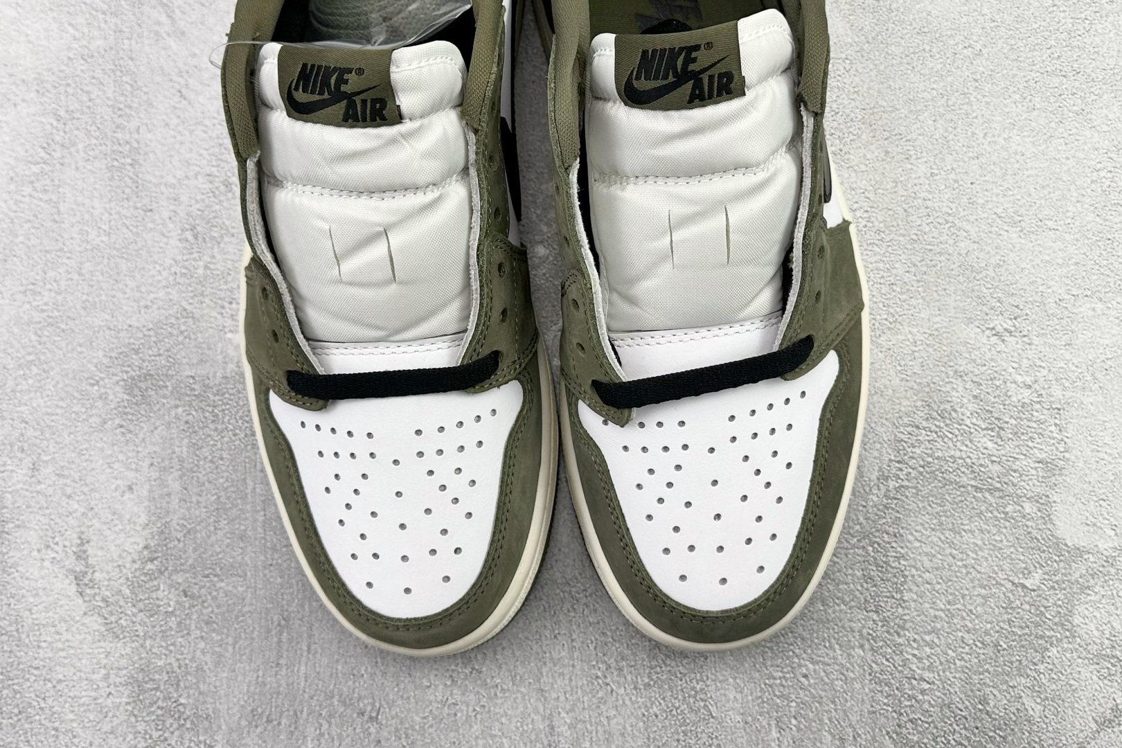 260 Jordan Air Jordan 1 Retro Low 绿色 HQ6998-200-Chinese UA Cheap High Quatity Brand Clothes Bags handbags Sneakers wholesale wholesaler seller from China Factory suppliers Fashion Clothing Shoes best Quality Beautiful Price 260 Jordan Air Jordan 1 Retro Low 绿色 HQ6998-200