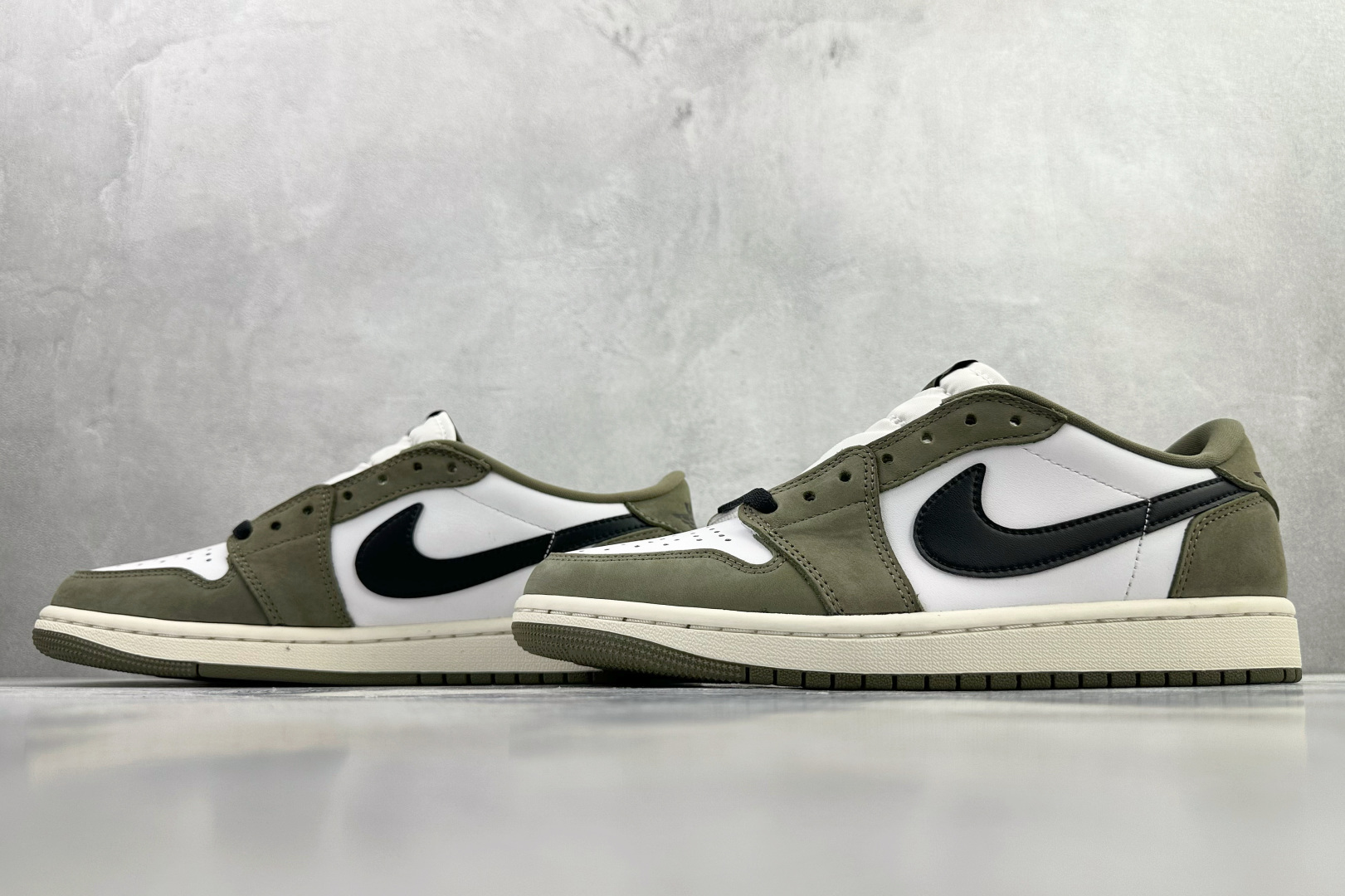 260 Jordan Air Jordan 1 Retro Low 绿色 HQ6998-200-Chinese UA Cheap High Quatity Brand Clothes Bags handbags Sneakers wholesale wholesaler seller from China Factory suppliers Fashion Clothing Shoes best Quality Beautiful Price 260 Jordan Air Jordan 1 Retro Low 绿色 HQ6998-200