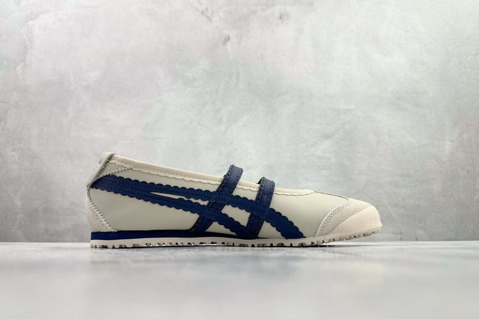 渠道特供 Onitsuka Tiger鬼塚虎 MEXICO 66 TGRS 米色 1182A678-200-Chinese wholesaler seller Clothes Bags handbags wholesale Shoes High Quatity wholesaler seller Cheap Sneakers from China Factory Chinese suppliers china wholesale clothing wholesaler seller 渠道特供 Onitsuka Tiger鬼塚虎 MEXICO 66 TGRS 米色 1182A678-200