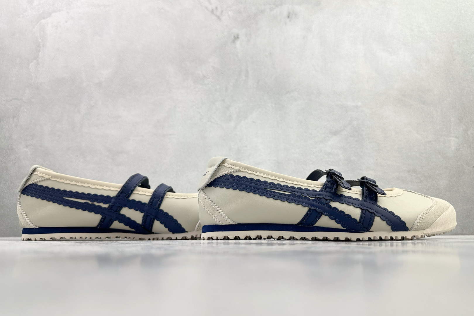 渠道特供 Onitsuka Tiger鬼塚虎 MEXICO 66 TGRS 米色 1182A678-200-Chinese wholesaler seller Clothes Bags handbags wholesale Shoes High Quatity wholesaler seller Cheap Sneakers from China Factory Chinese suppliers china wholesale clothing wholesaler seller 渠道特供 Onitsuka Tiger鬼塚虎 MEXICO 66 TGRS 米色 1182A678-200