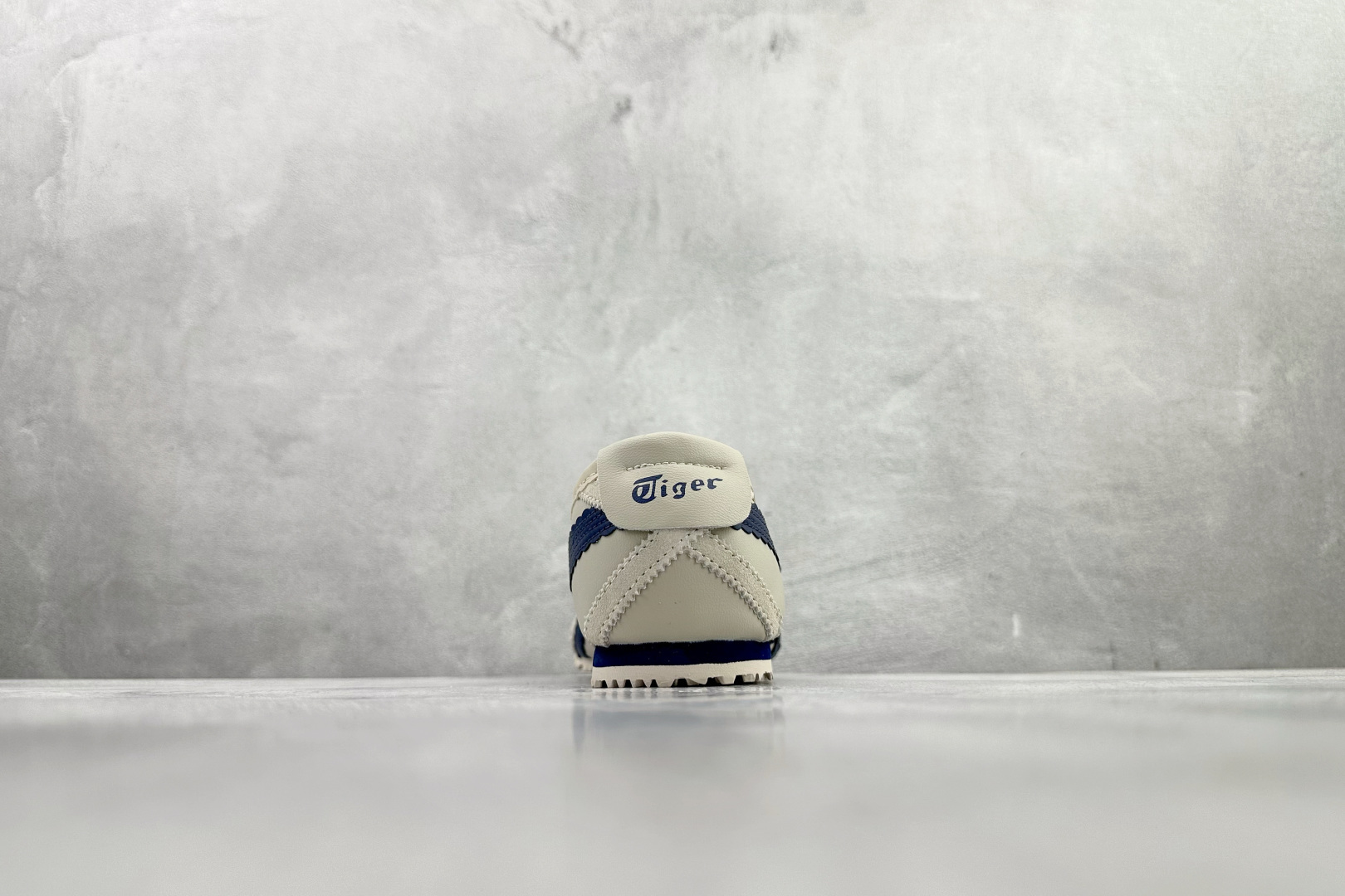 渠道特供 Onitsuka Tiger鬼塚虎 MEXICO 66 TGRS 米色 1182A678-200-Chinese wholesaler seller Clothes Bags handbags wholesale Shoes High Quatity wholesaler seller Cheap Sneakers from China Factory Chinese suppliers china wholesale clothing wholesaler seller 渠道特供 Onitsuka Tiger鬼塚虎 MEXICO 66 TGRS 米色 1182A678-200