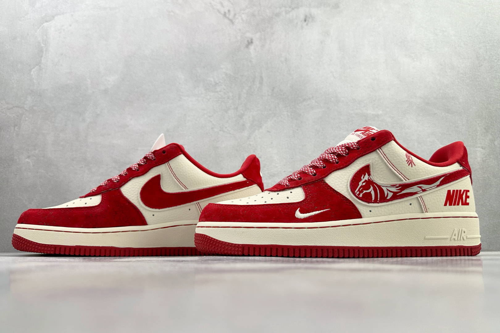 260 Nike AIR FORCE 1'07 Low 马年限定 米白红 XL1979-144