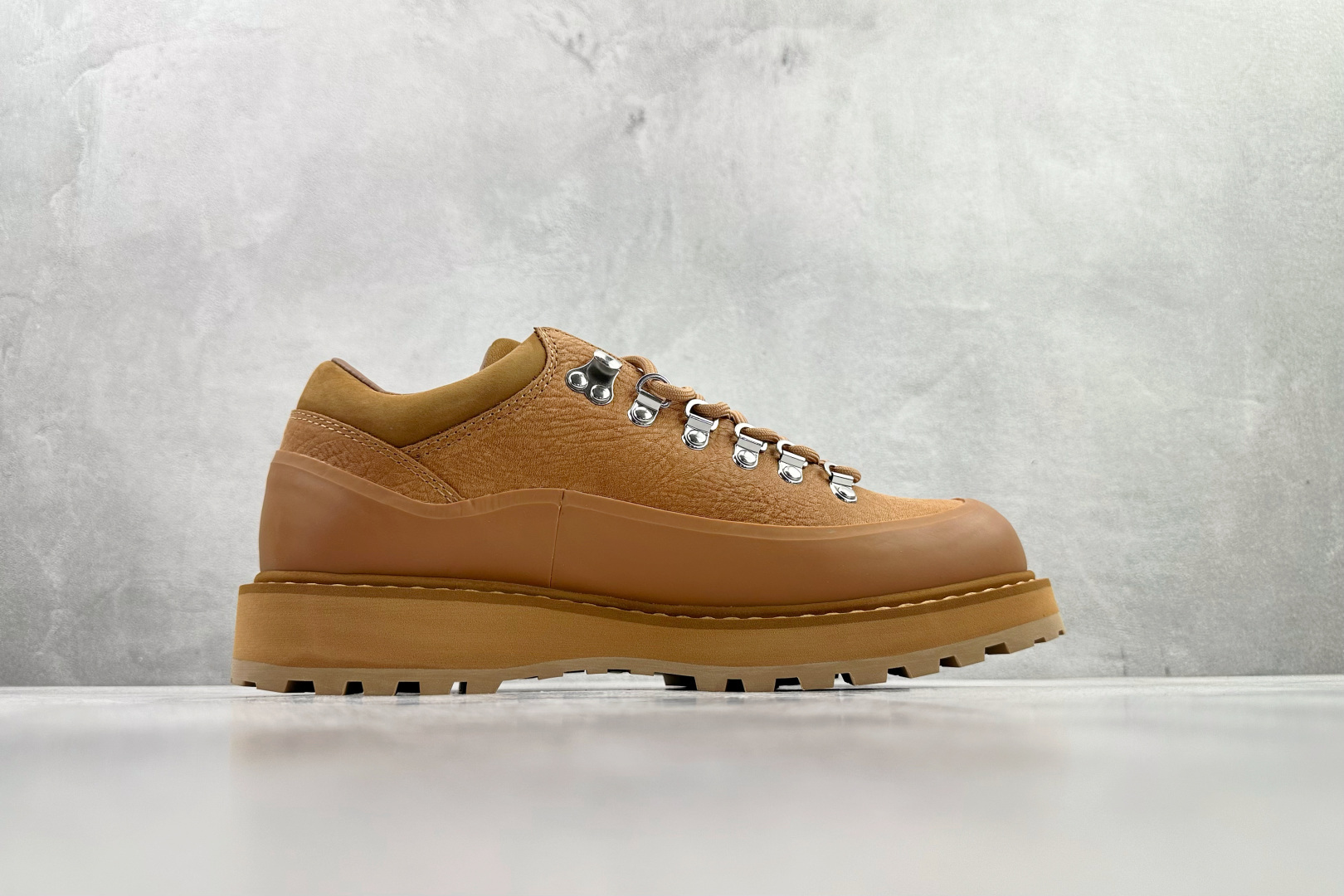 UMMCOR 小麦色 UC1003-Chinese wholesaler seller Clothes Bags handbags wholesale Shoes High Quatity wholesaler seller Cheap Sneakers from China Factory Chinese suppliers china wholesale clothing wholesaler seller UMMCOR 小麦色 UC1003