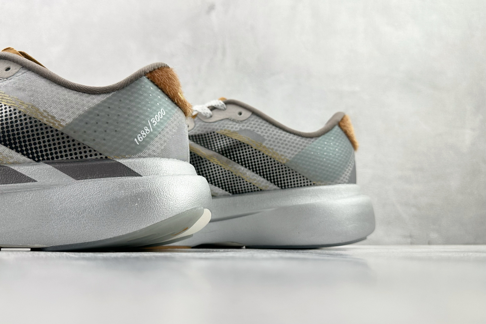 210 平台订单 adidas Adizero Evo SL 马年 CNY新年款 WOVEN 灰黑 KK4310-Chinese UA Cheap High Quatity Brand Clothes Bags handbags Sneakers wholesale wholesaler seller from China Factory suppliers Fashion Clothing Shoes best Quality Beautiful Price 210 平台订单 adidas Adizero Evo SL 马年 CNY新年款 WOVEN 灰黑 KK4310