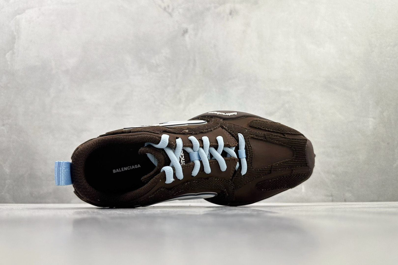 Balenciaga巴黎世家 Monday Ultra 棕色 853508WMNDI-Chinese wholesaler seller Clothes Bags handbags wholesale Shoes High Quatity wholesaler seller Cheap Sneakers from China Factory Chinese suppliers china wholesale clothing wholesaler seller Balenciaga巴黎世家 Monday Ultra 棕色 853508WMNDI