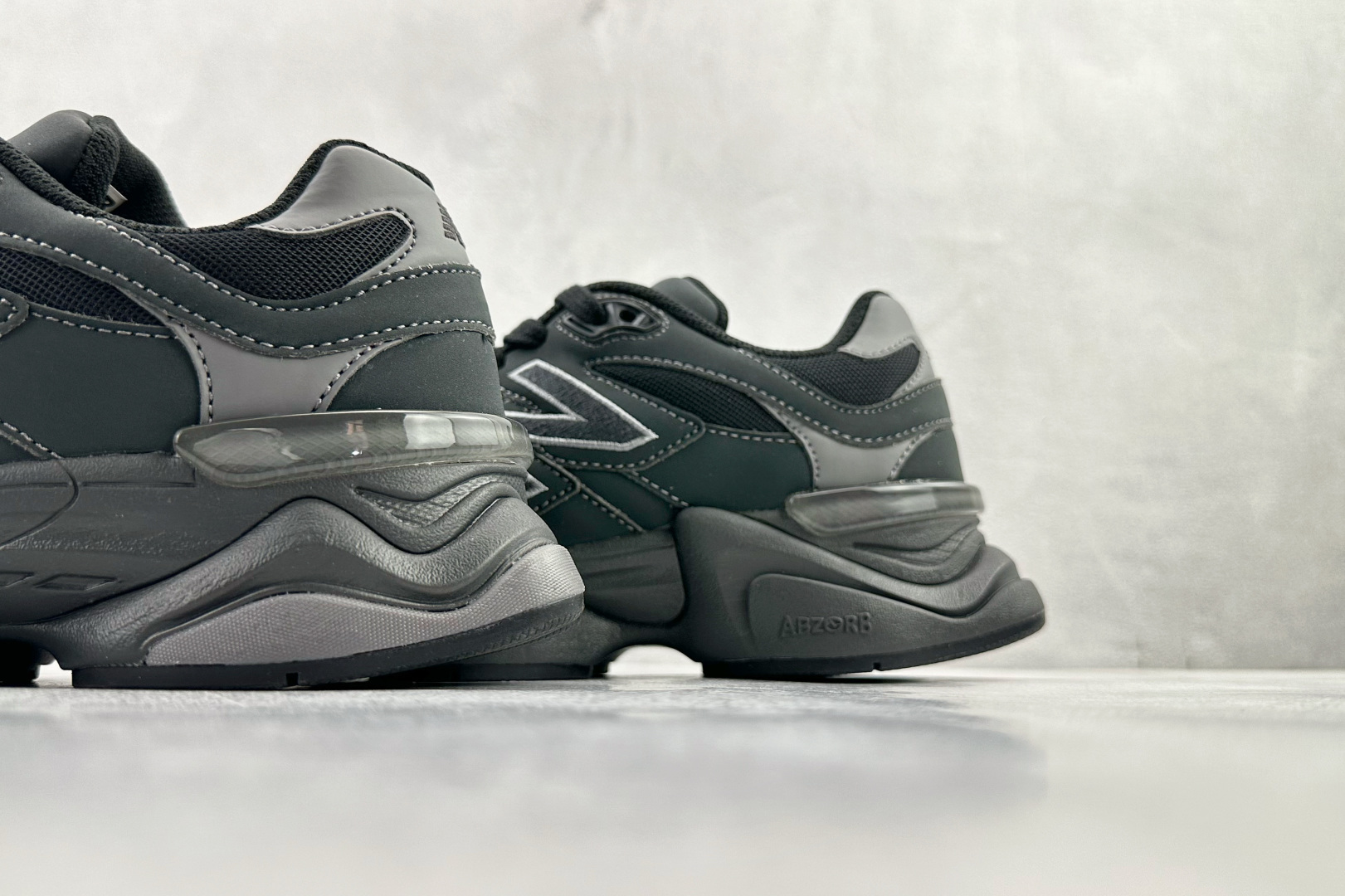240 大厂出品 New Balance NB 9060 黑色 U906079E-Chinese UA Cheap High Quatity Brand Clothes Bags handbags Sneakers wholesale wholesaler seller from China Factory suppliers Fashion Clothing Shoes best Quality Beautiful Price 240 大厂出品 New Balance NB 9060 黑色 U906079E