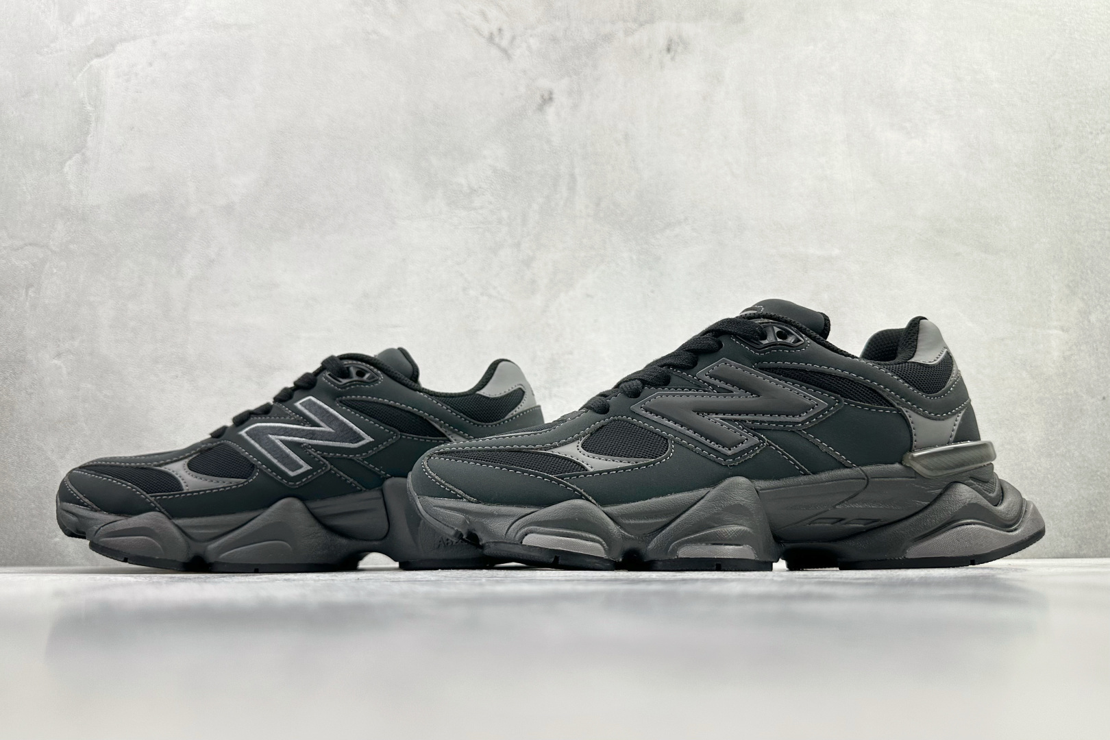 240 大厂出品 New Balance NB 9060 黑色 U906079E-Chinese UA Cheap High Quatity Brand Clothes Bags handbags Sneakers wholesale wholesaler seller from China Factory suppliers Fashion Clothing Shoes best Quality Beautiful Price 240 大厂出品 New Balance NB 9060 黑色 U906079E